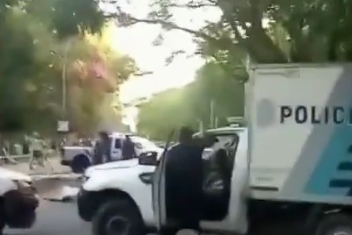 En el lugar se desplegó un operativo de seguridad para esclarecer el hecho