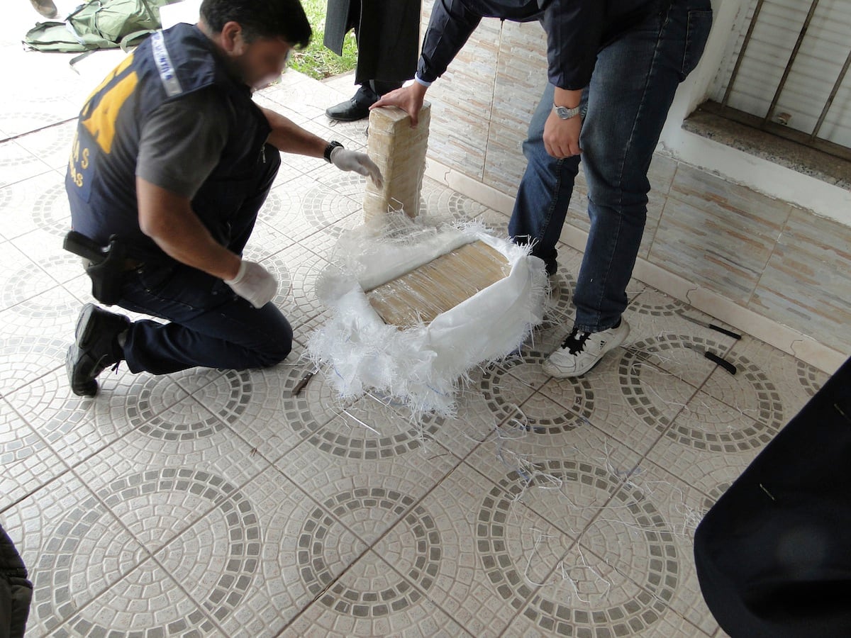 Postales de la caída de Delfín Zacarías,