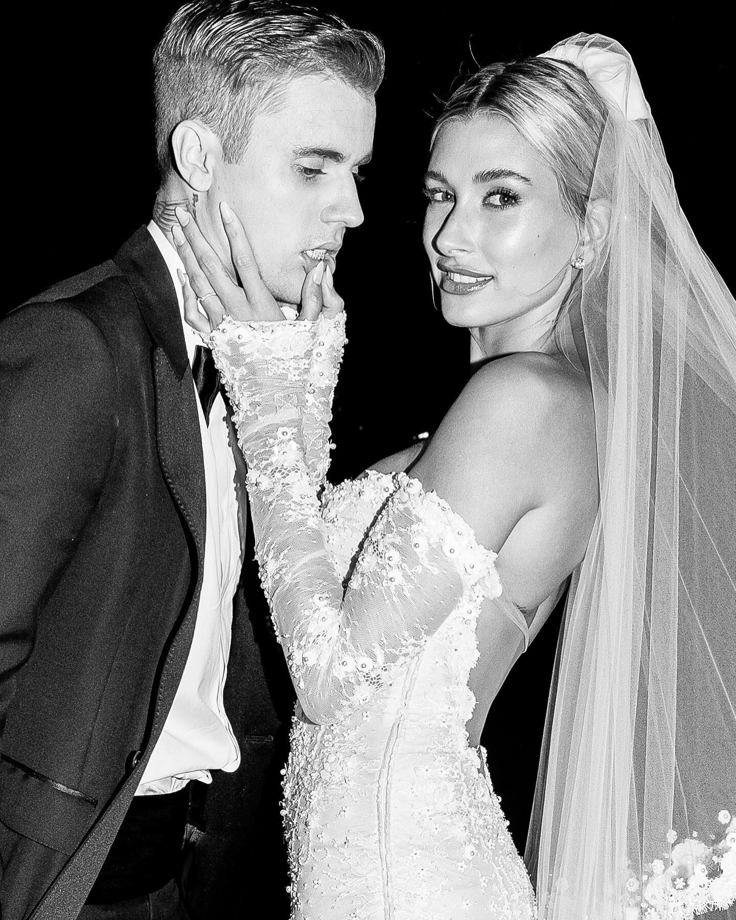 Justin Bieber y Hailey Baldwin se casaron en secreto y un año más tarde organizaron su gran fiesta