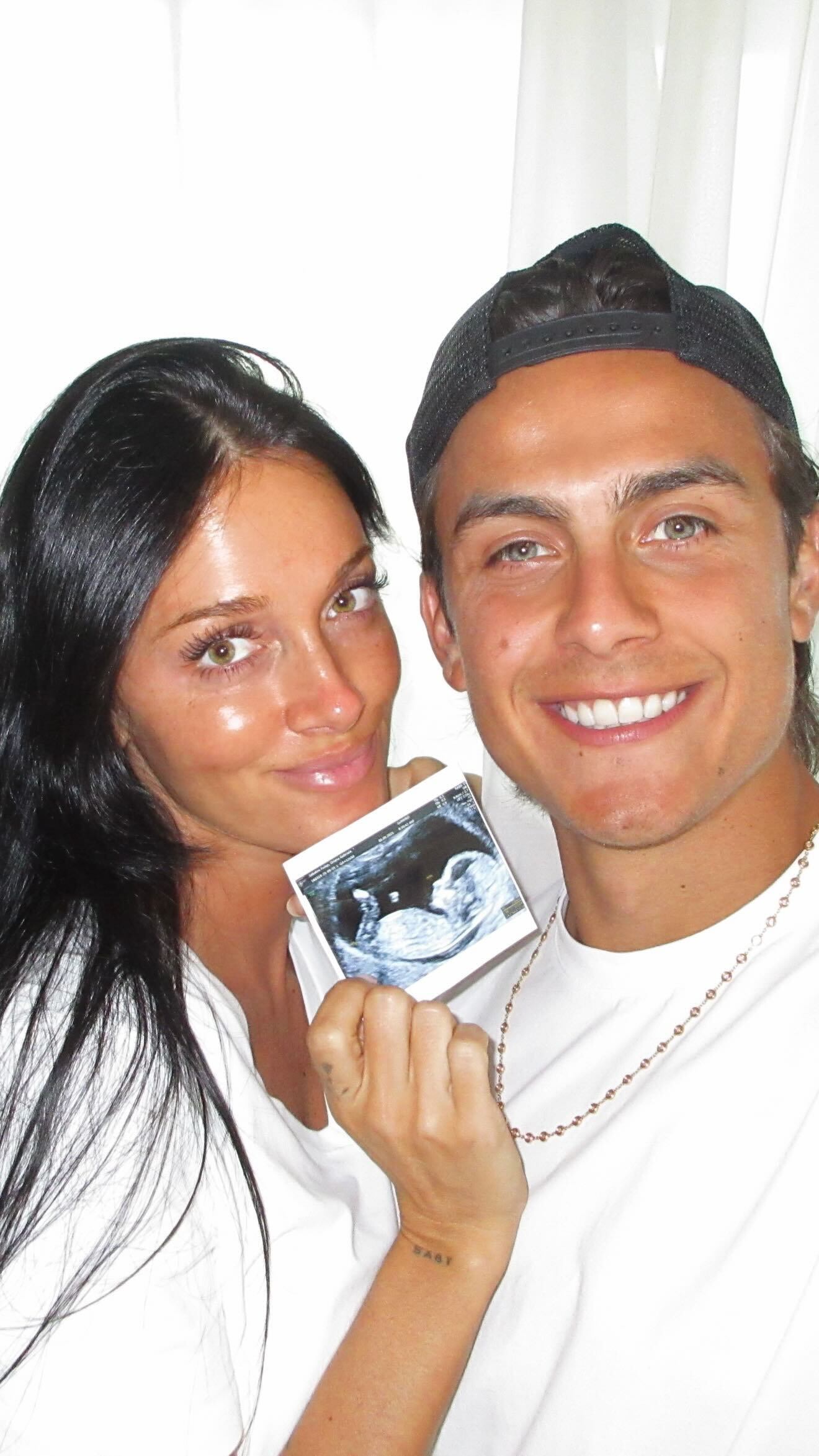 Oriana Sabatini y Paulo Dybala están en la dulce espera de una niña (Foto: Instagram @orianasabatini)