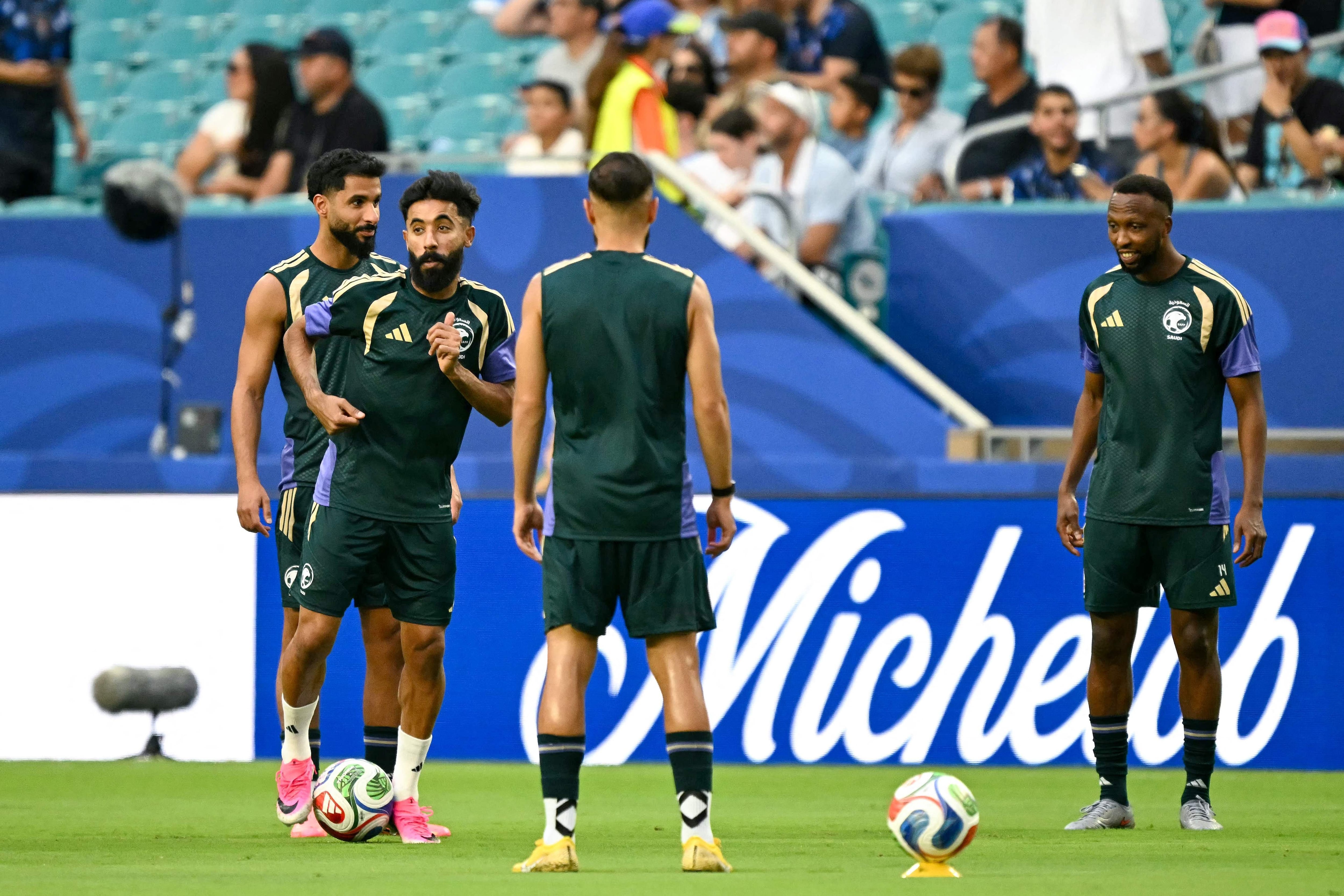 Arabia Saudita rescató un empate 1 a 1 ante Uruguay y quiere cortar con la ilusión de España