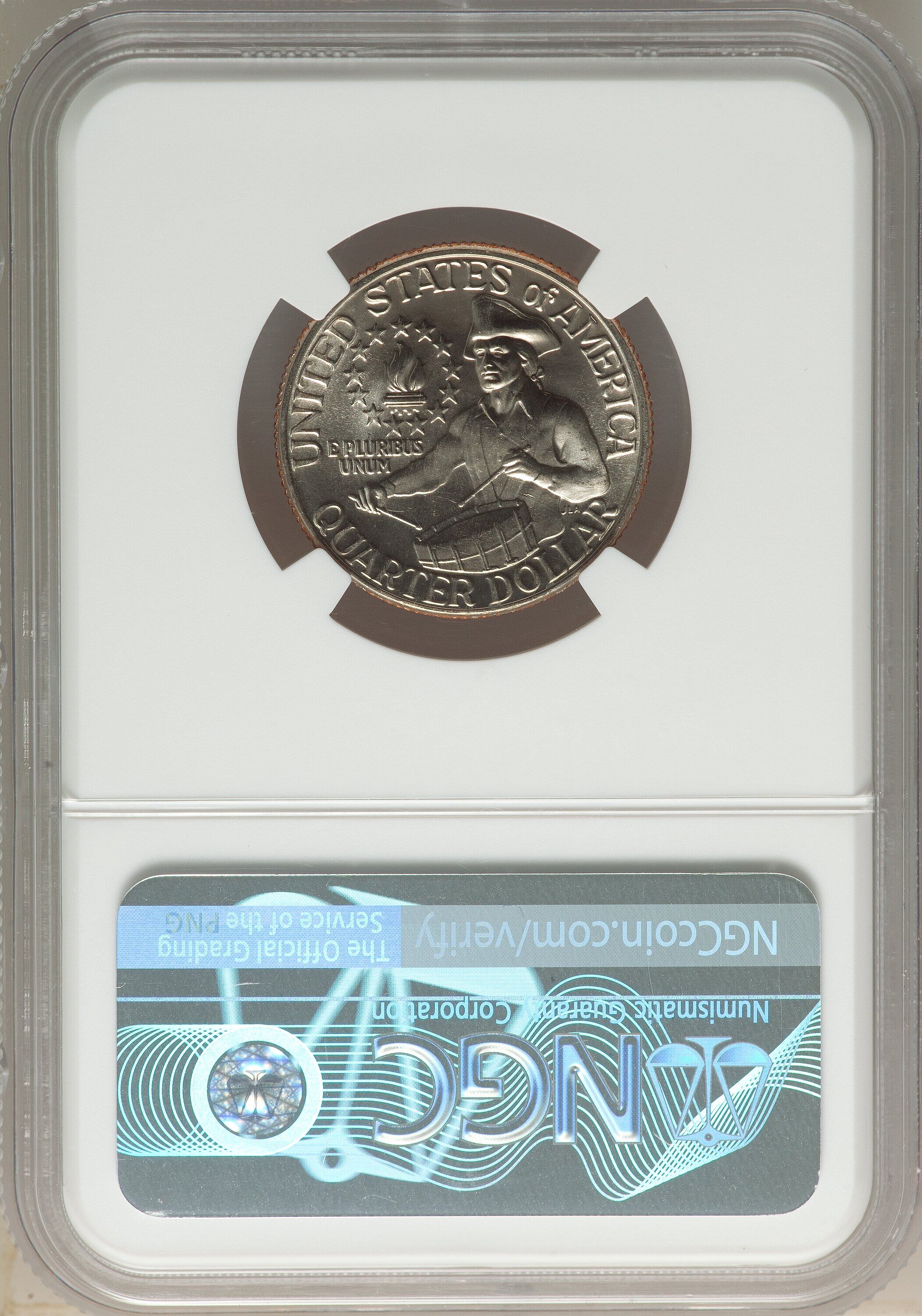 El cuarto de dólar valioso puede tener errores de acuñación, así como diferencia en los materiales de fabricación