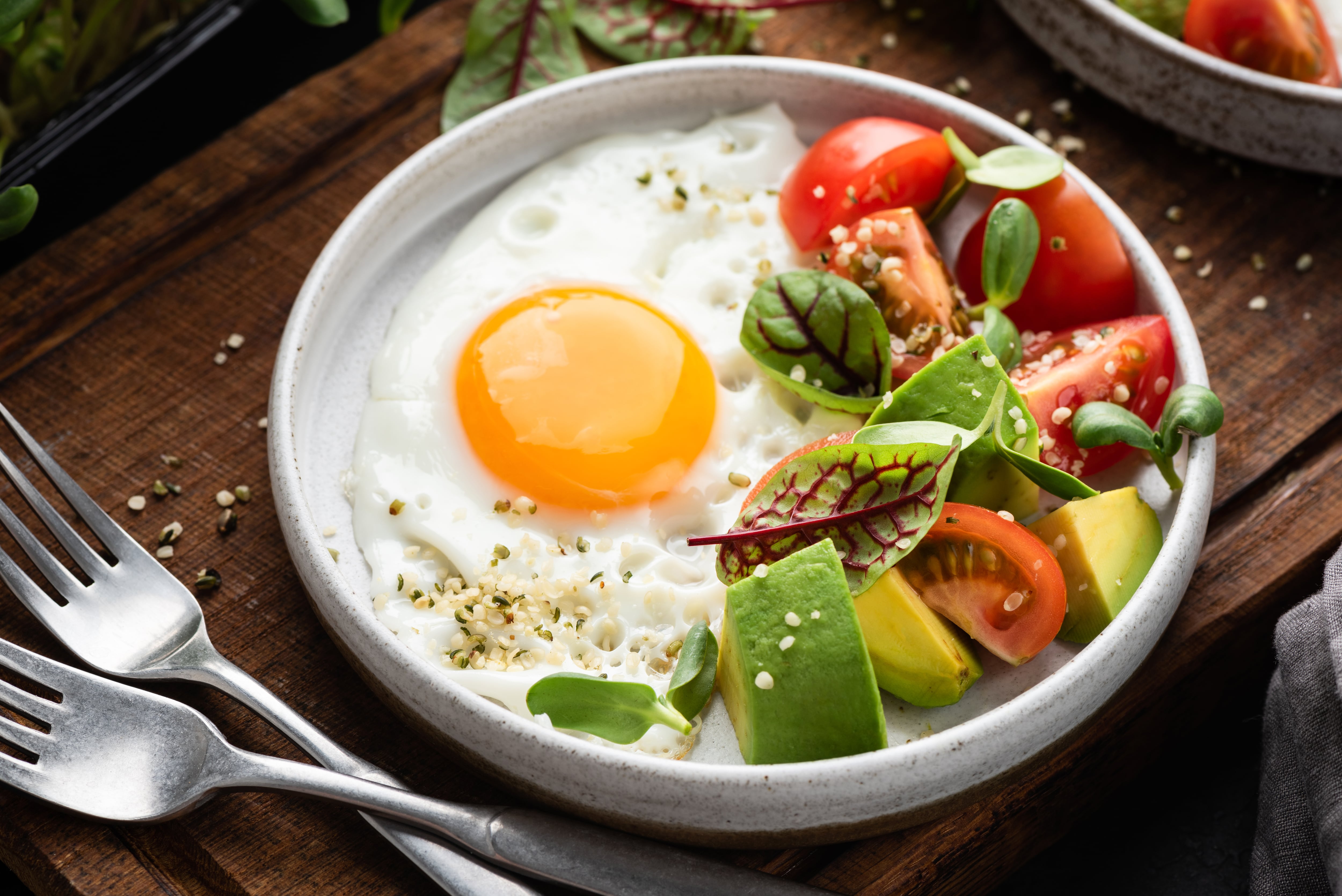 Semillas de cáñamo: el superalimento versátil que gana terreno en la gastronomía saludable