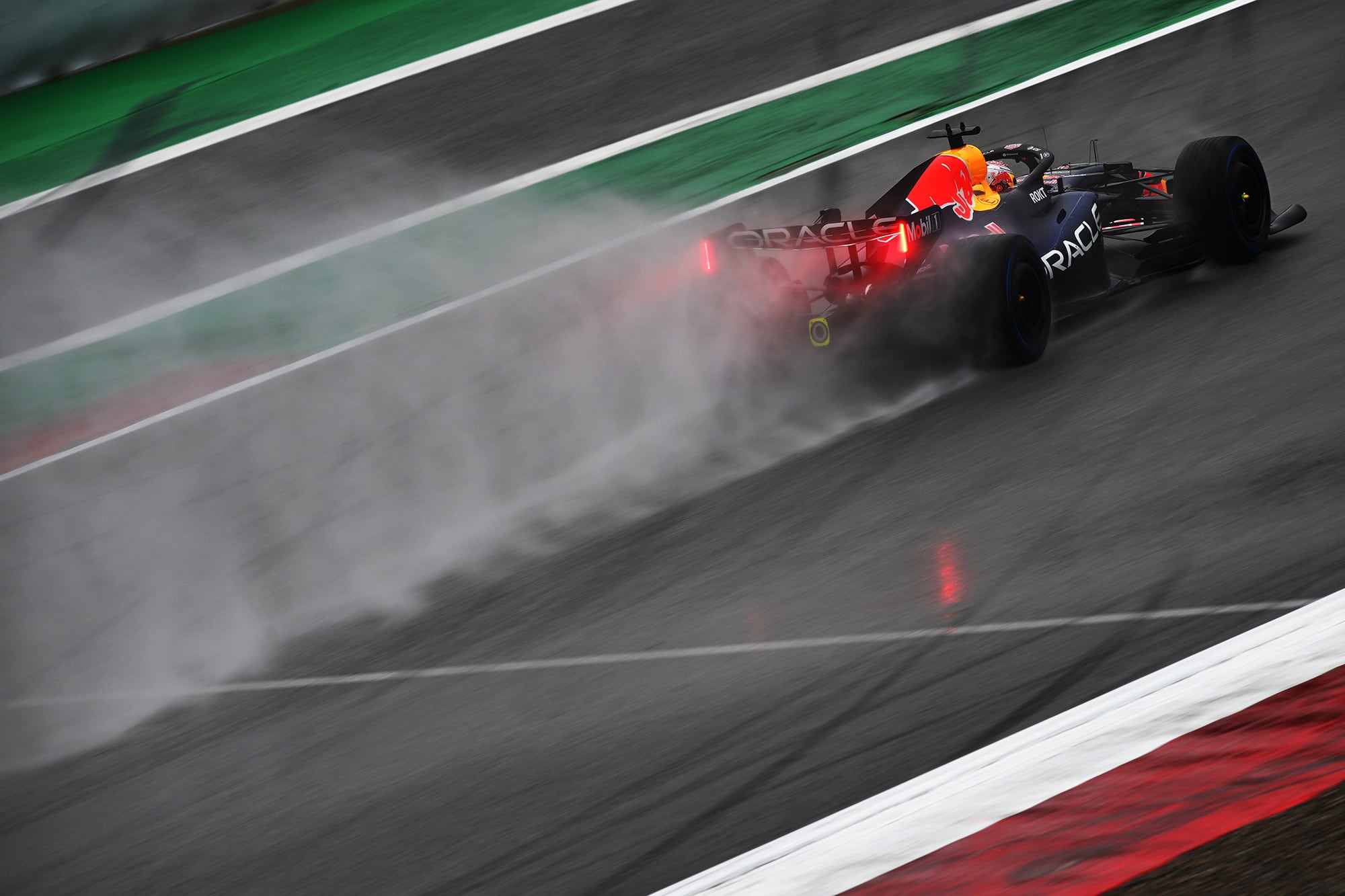 Verstappen en acción en Monteló (España), durante la pretemporada
