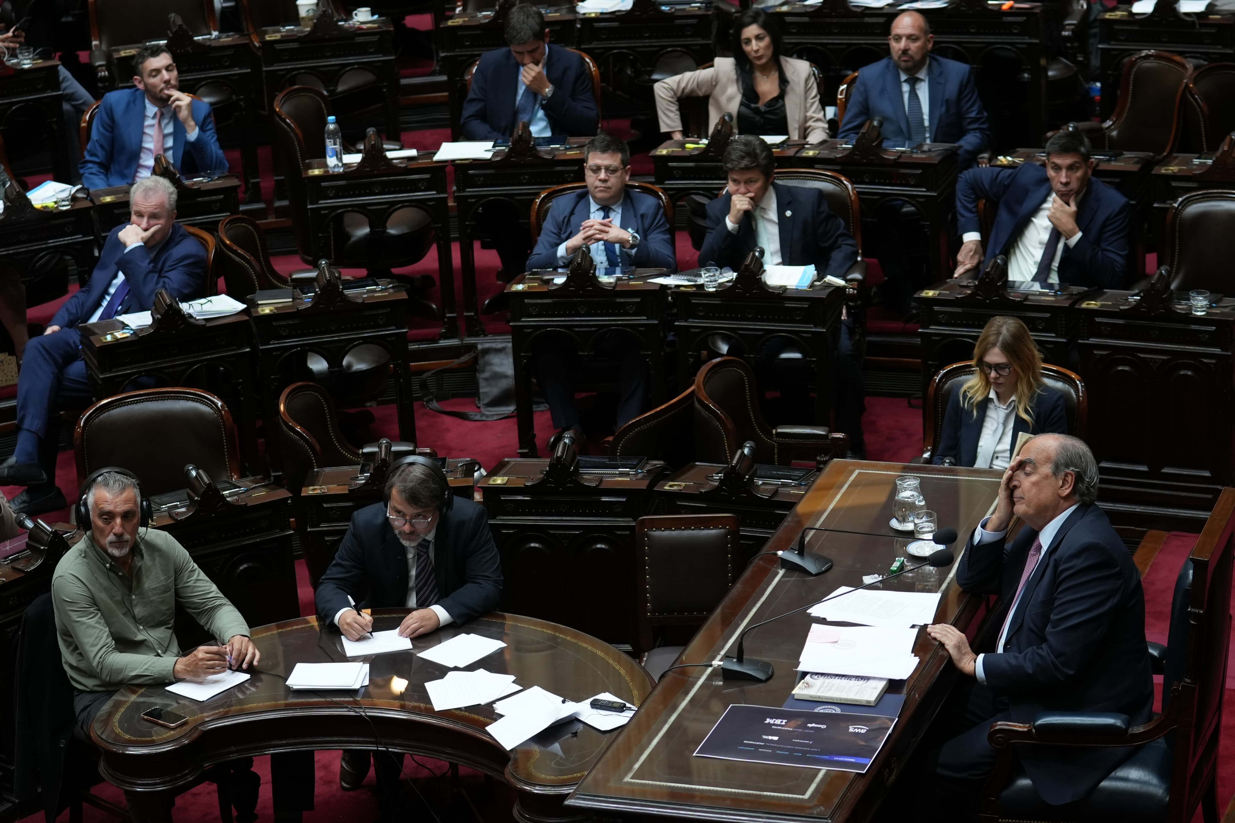 Interpelación al jefe de gabinete, Guillermo Francos, en la cámara de Diputados por el caso $LIBRA