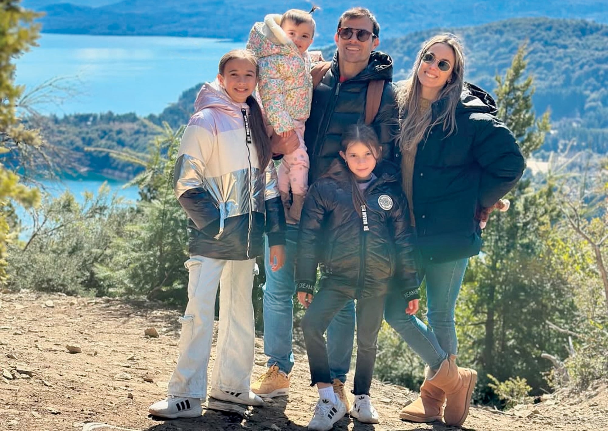 En una de sus últimas vacaciones en familia con sus tres hijas, Lupe, Carmela y Amelia