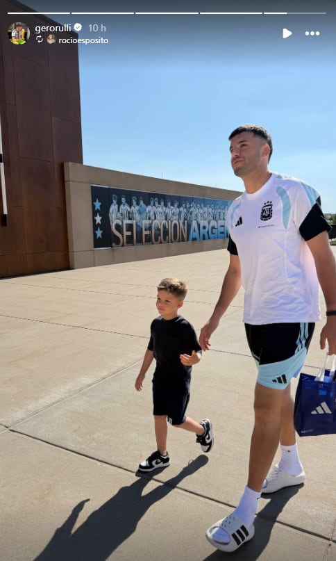 El arquero Gerónimo Rulli, con su hijo