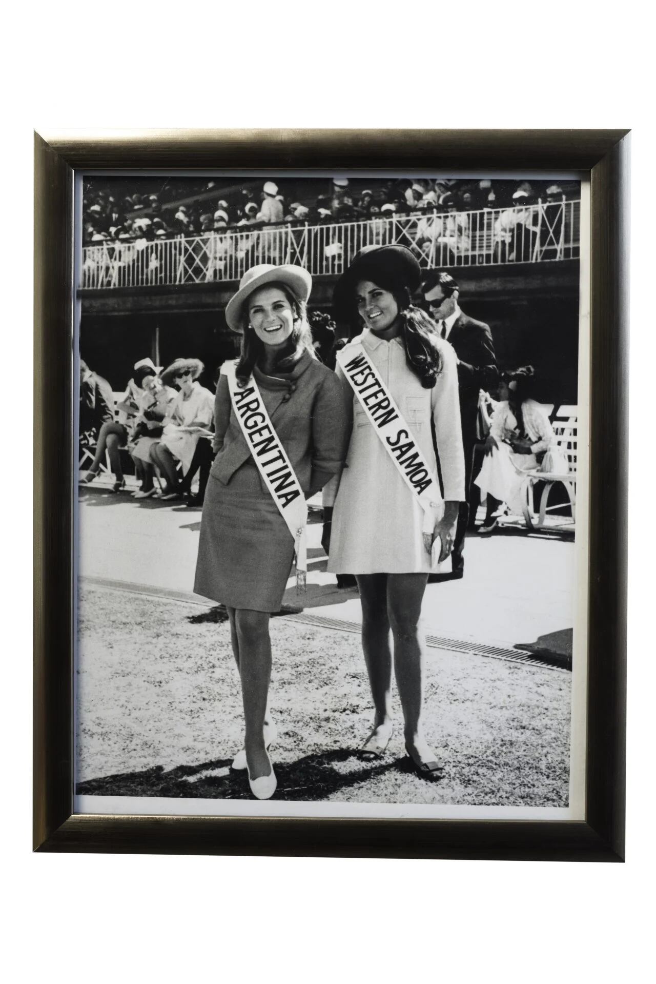 Viviana, representando a la Argentina en la elección de Miss Pacific, en Australia