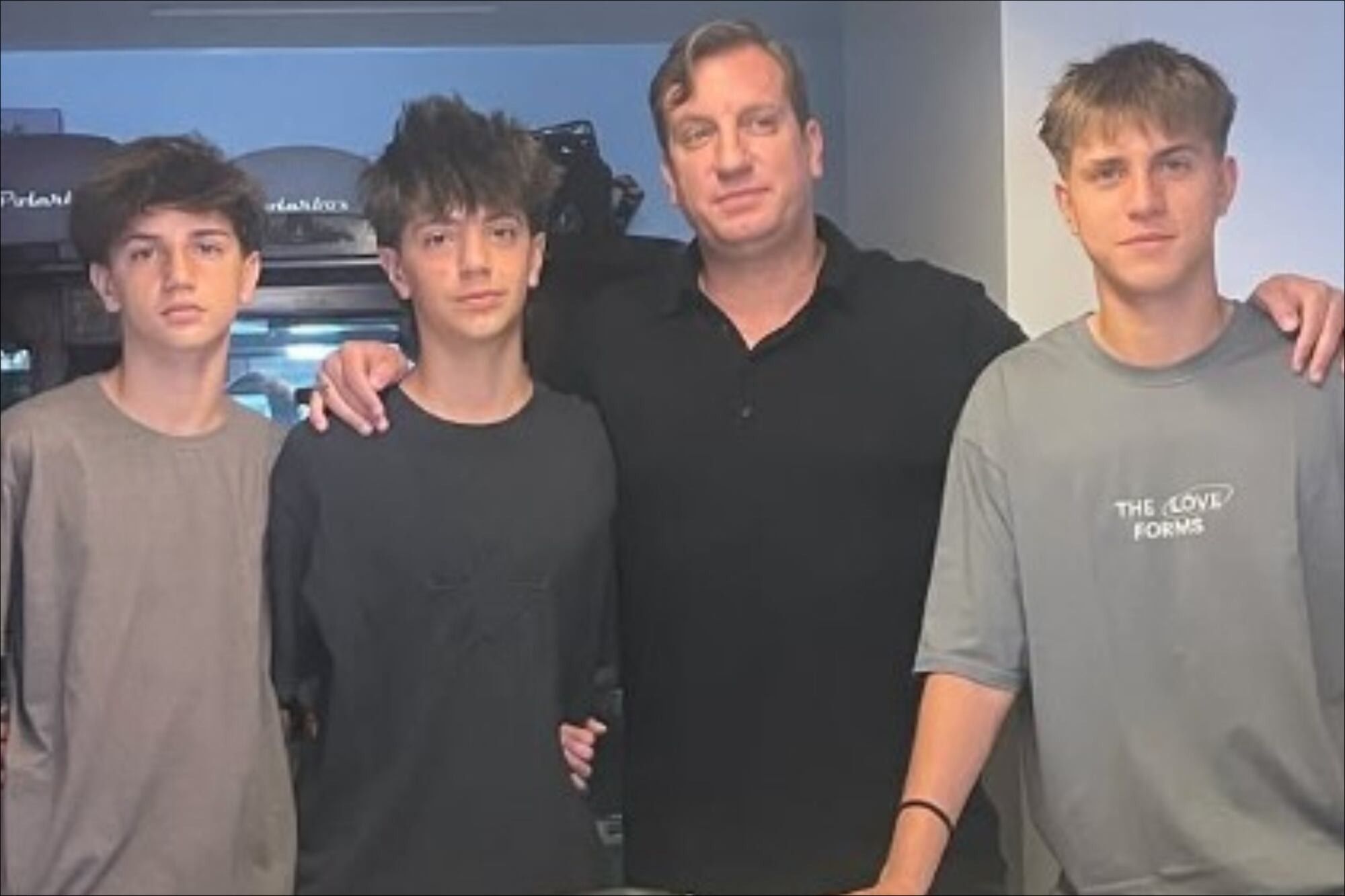 Maxi López se instaló en Buenos Aires y se reencontró con sus tres hijos mayores, fruto de su relación con Wanda Nara