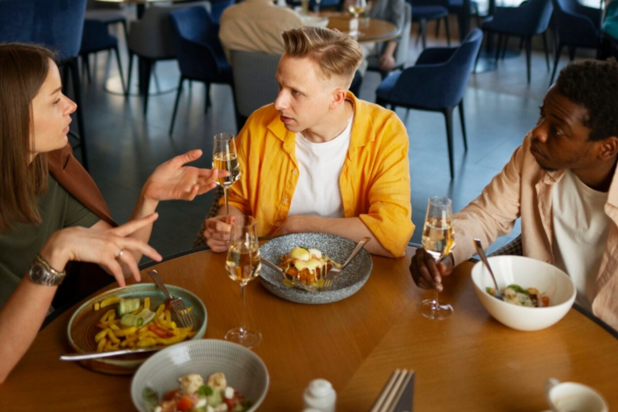 Comer un refrigerio con fibra y proteína antes de la salida previene el hambre excesiva