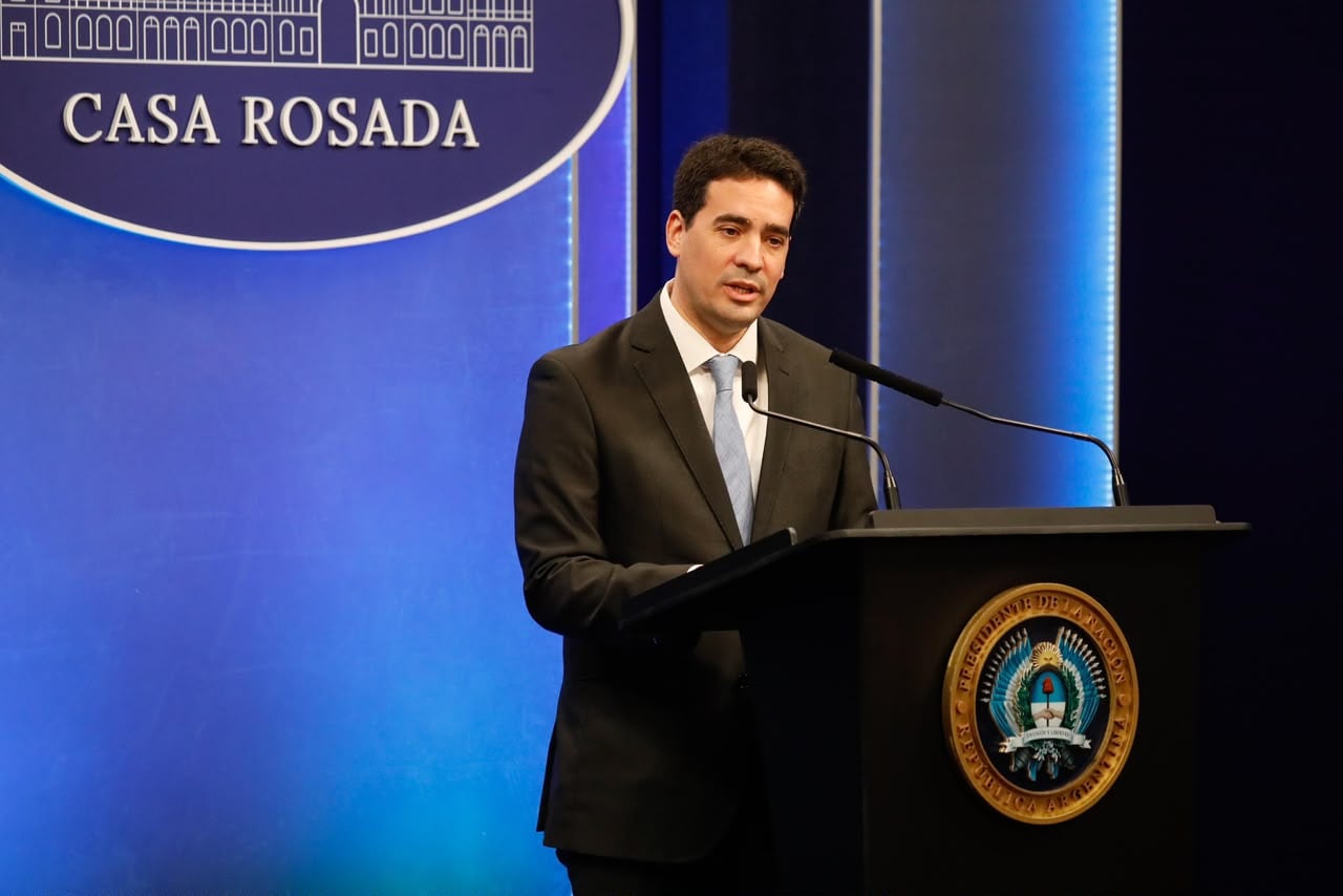 Ravier reemplazó a Manuel Adorni como portavoz de la Presidencia