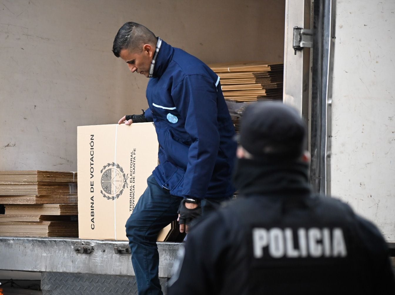 En la veda se prohíbe la afiliación a partidos políticos