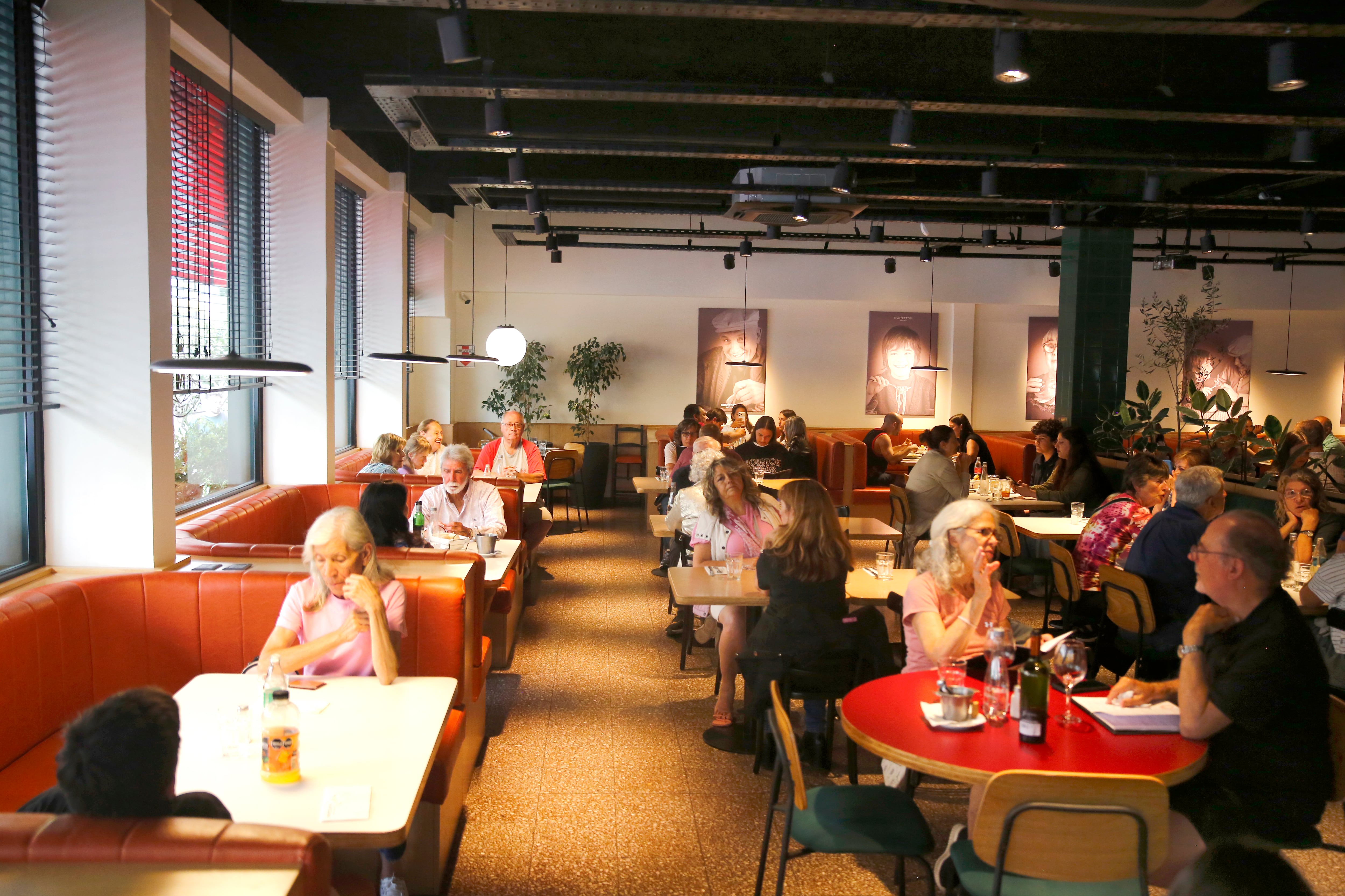 Un clásico marplatense: el bodegón que fundaron cinco amigos italianos en los años 60