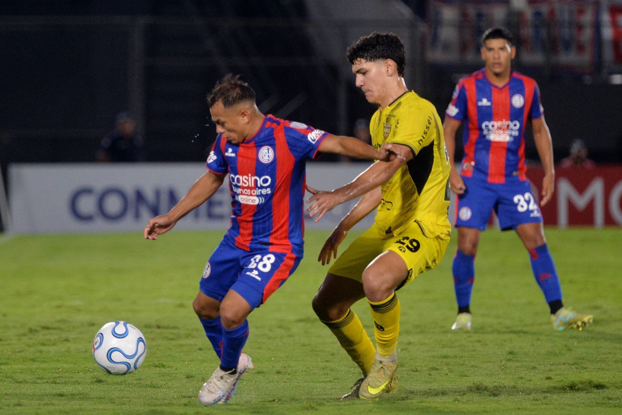 O San Lorenzo recebe a Recoleta e busca uma vaga nas oitavas de final da Copa Sul-Americana.