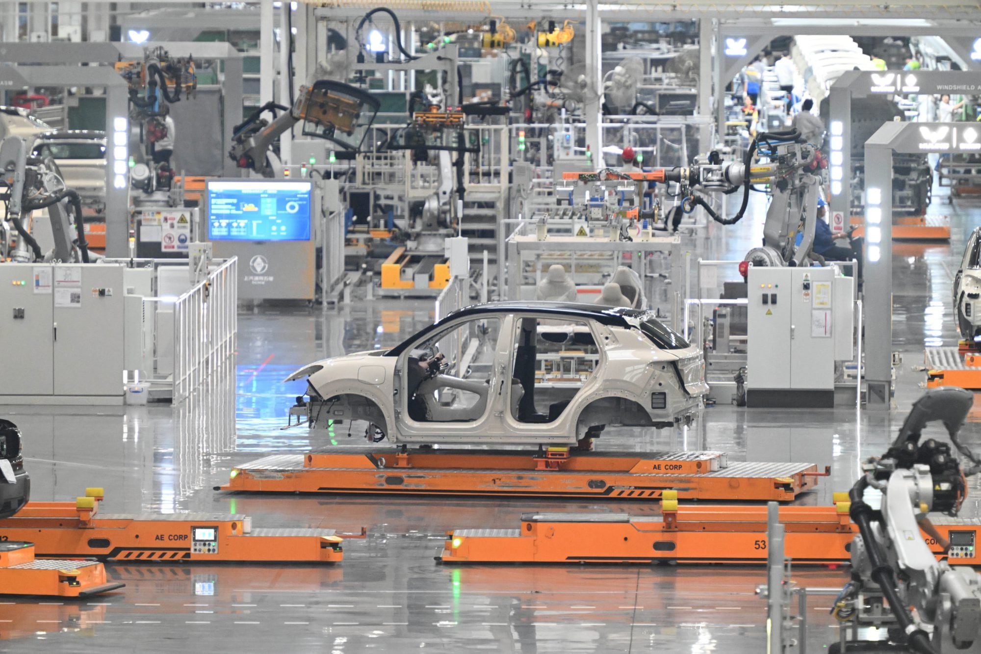 La industria automotriz es una de las beneficiada por la baja de retenciones
