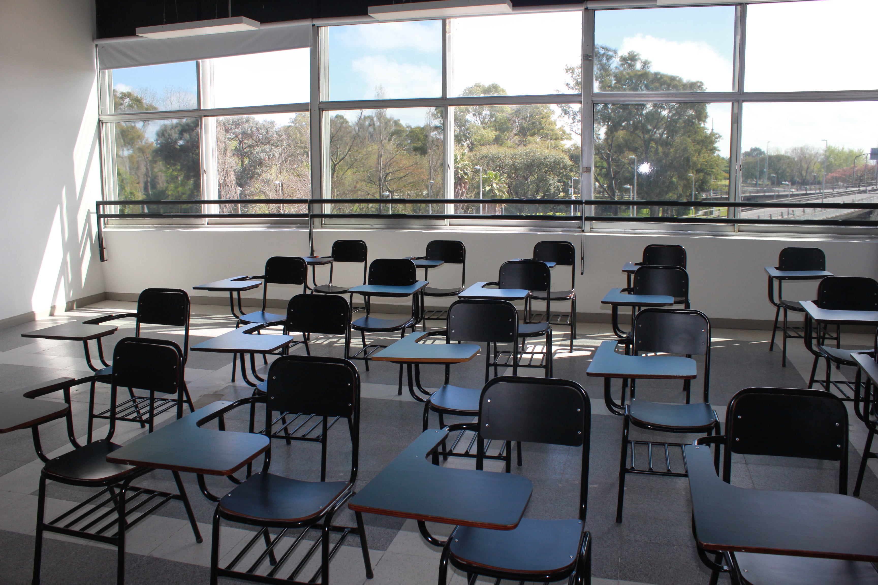 Tras verificar que cumplía con los requisitos, la Secretaría de Educación del Ministerio de Capital Humano aconsejó conceder el reconocimiento definitivo