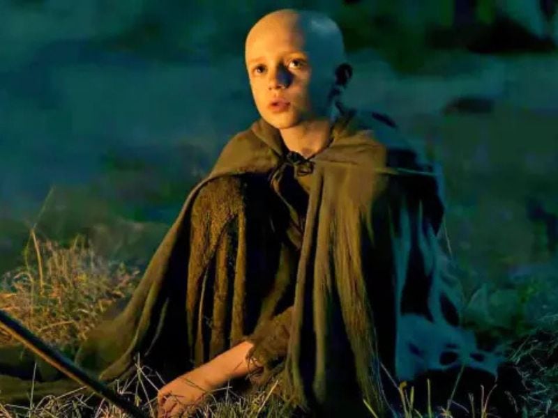 Tiene 11 años, es hijo de dos famosos y se convirtió en la revelación de El caballero de los Siete Reinos