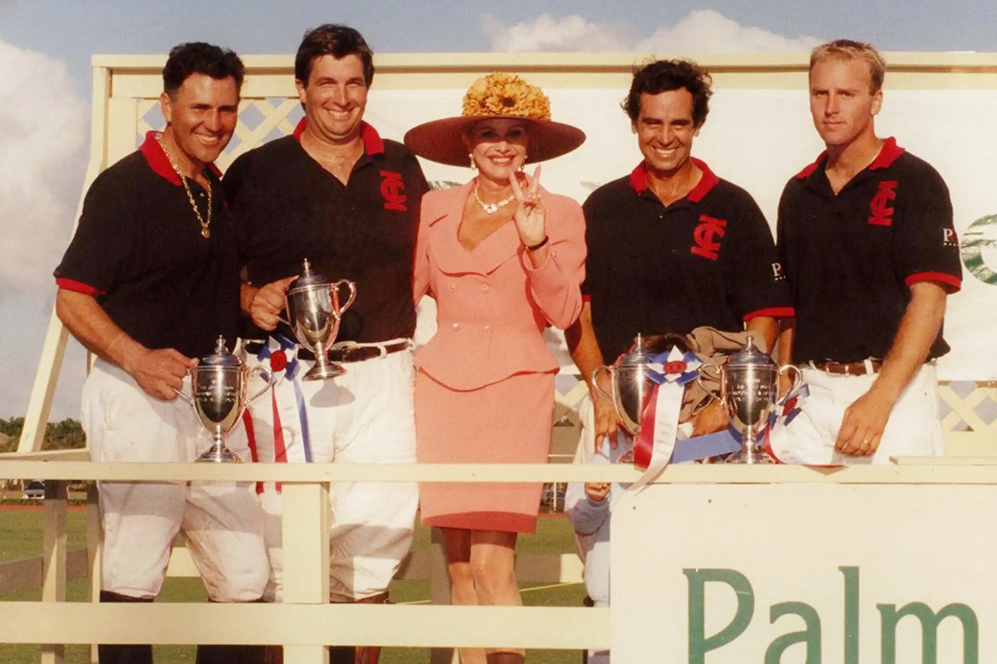 Memo ganó 16 veces el US Open. Aquí, junto con su hermano Carlos, festejando un título con Isla Carroll