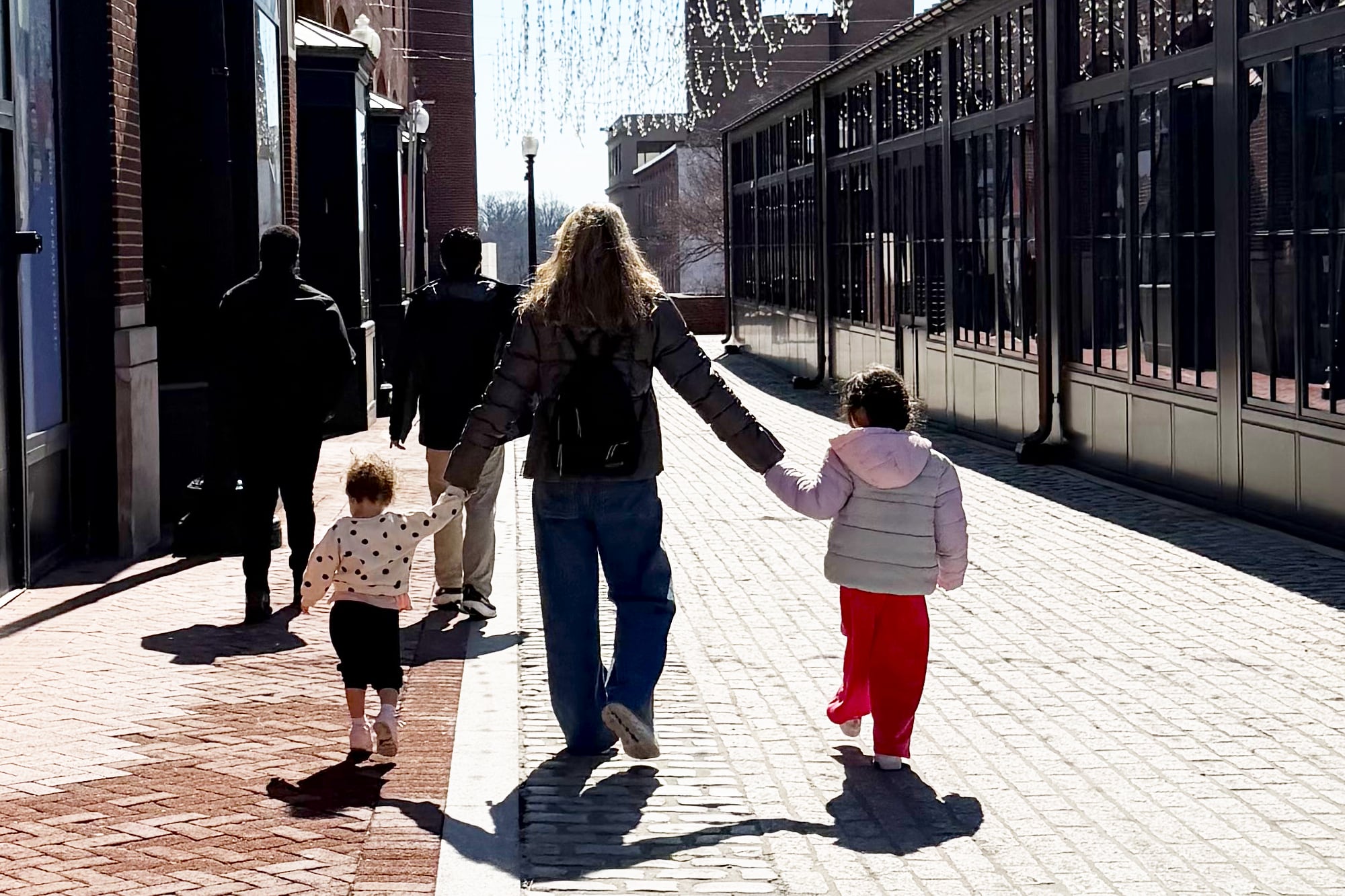 Emigrar de Argentina con hijos: se fue en pareja, volvió y ahora enfrenta otro desafío: “¿Habremos hecho bien?”