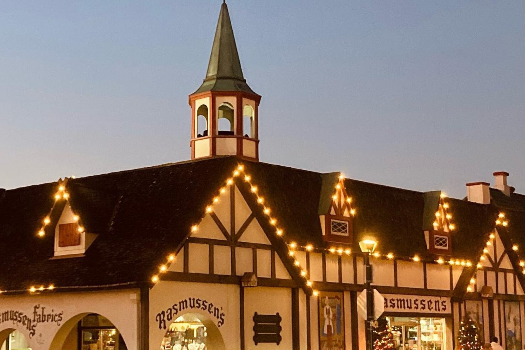 La ciudad recrea una atmósfera escandinava en California