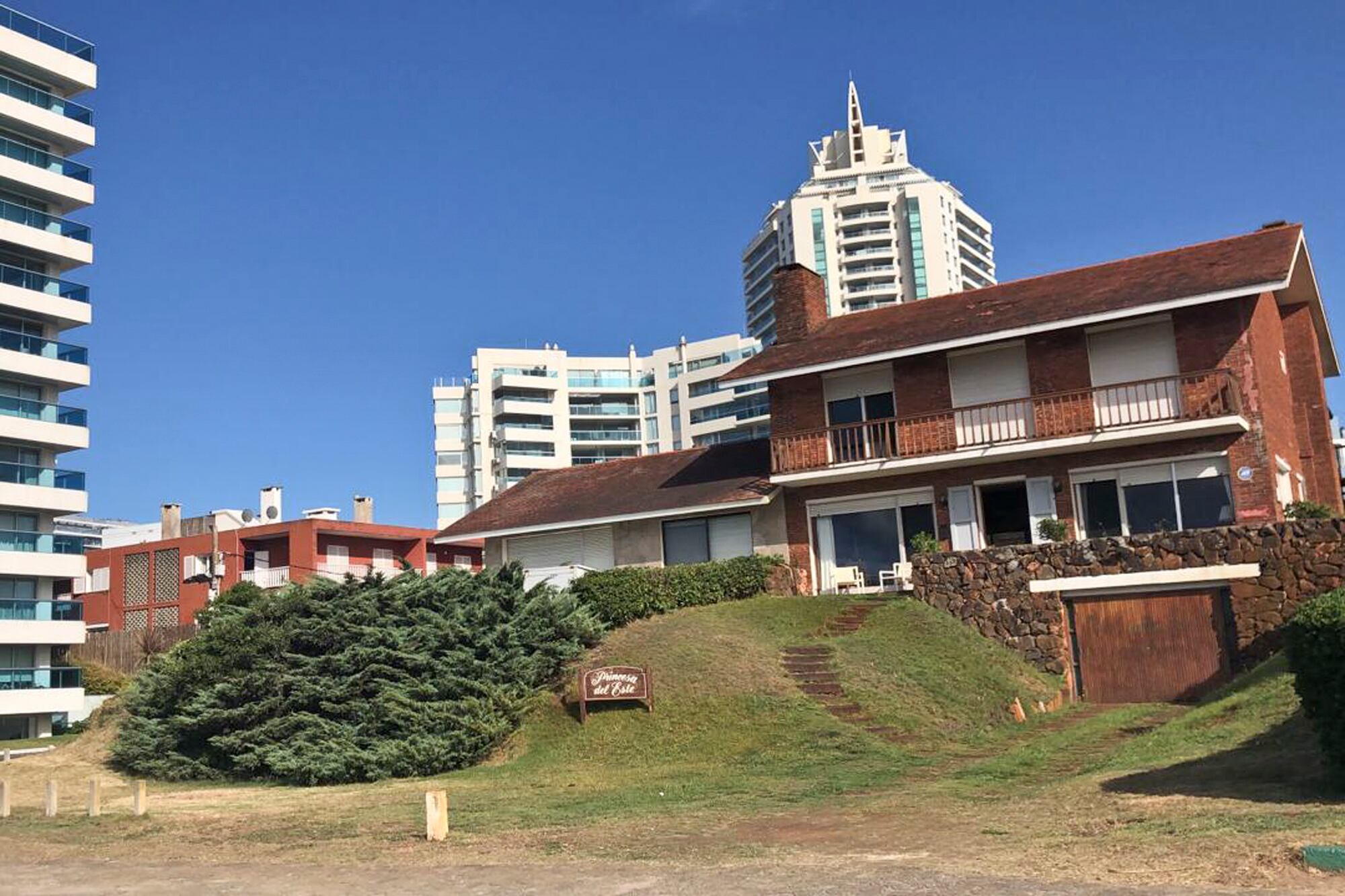 Las propiedades en Punta del Este son cada vez más buscadas por argentinos que quieren una segunda vivienda o una inversión segura