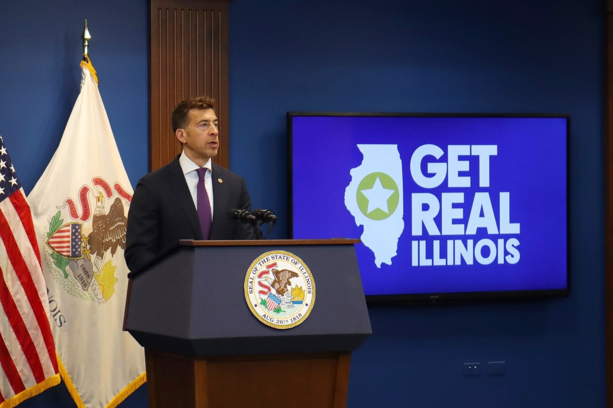 El secretario de Estado de Illinois advierte acerca de obtener la Real ID
