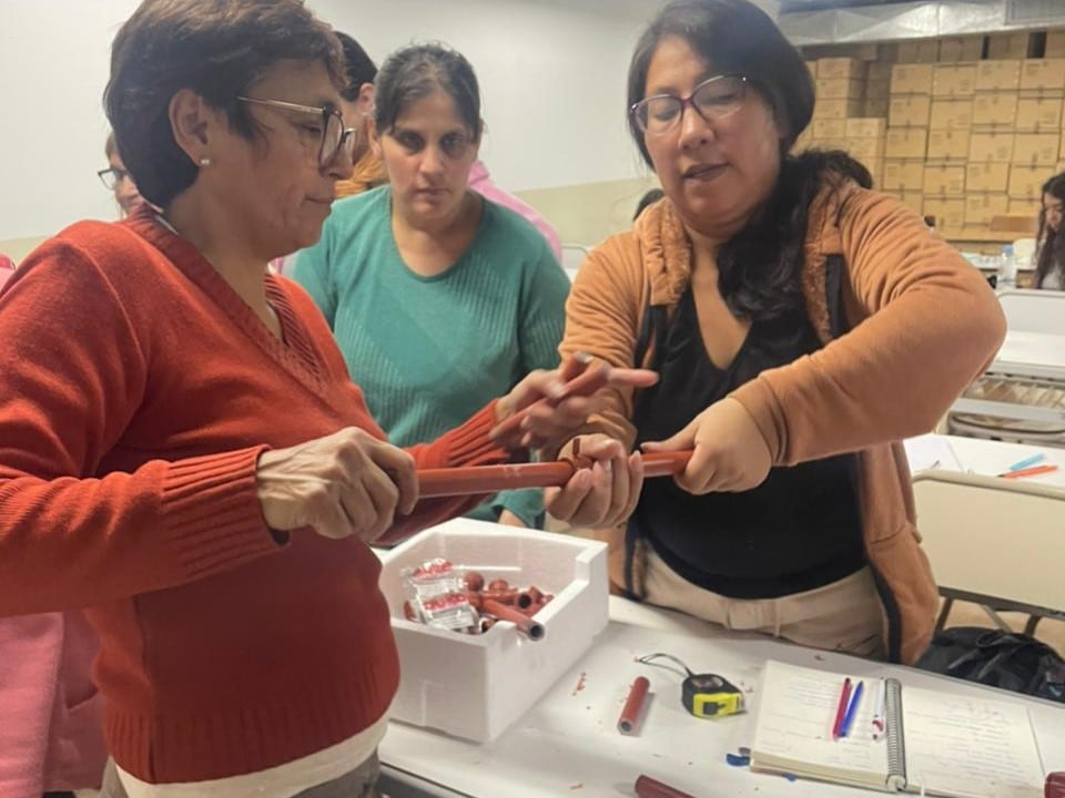 "Es un orgullo": fue secretaria ejecutiva, estuvo en situación de calle y ahora busca llevar su oficio a quienes más lo necesitan