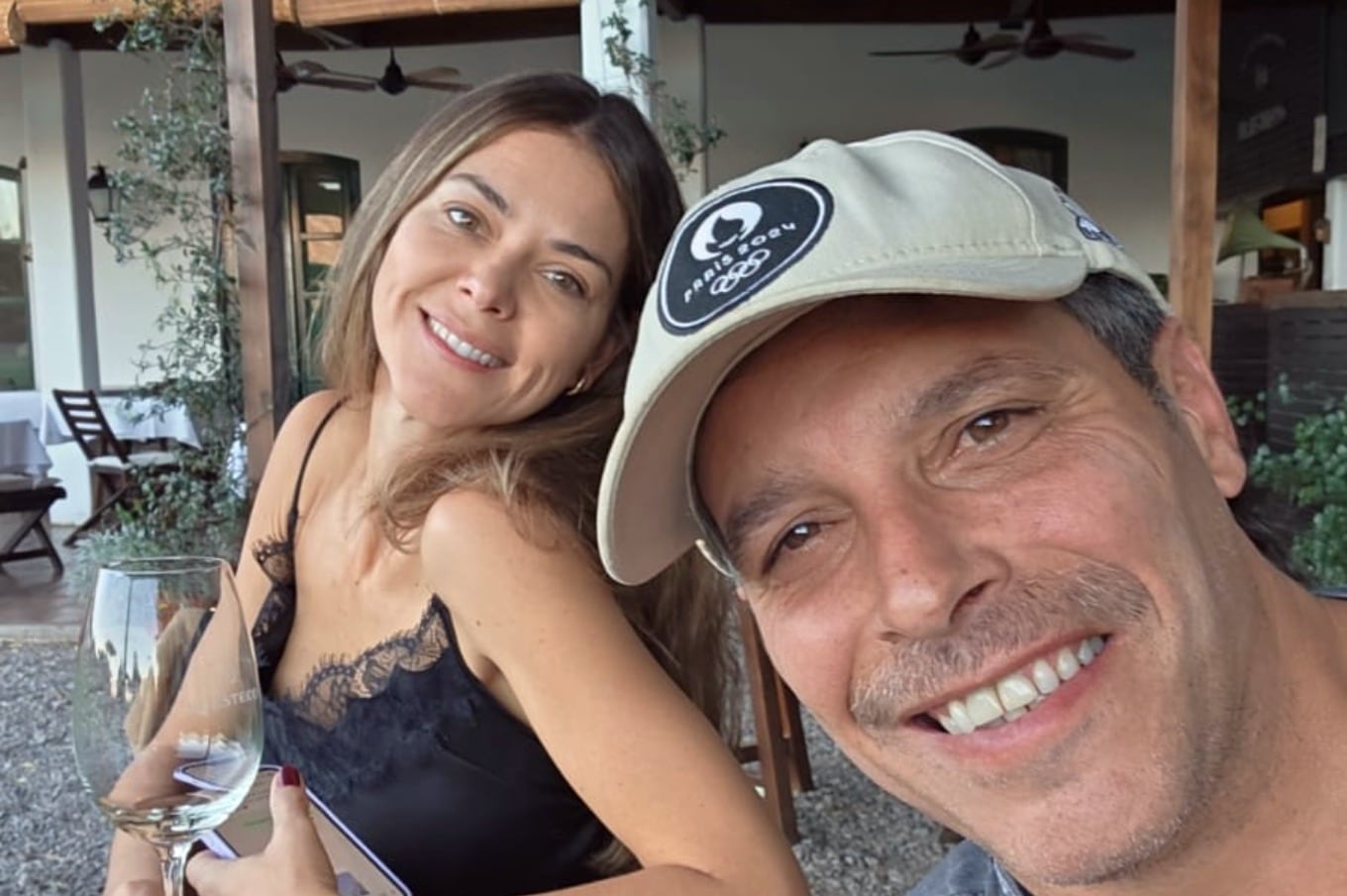 Era un soltero empedernido hasta que conoció a una mujer distinta que lo puso en jaque: “Algo de ese momento me enamoró”