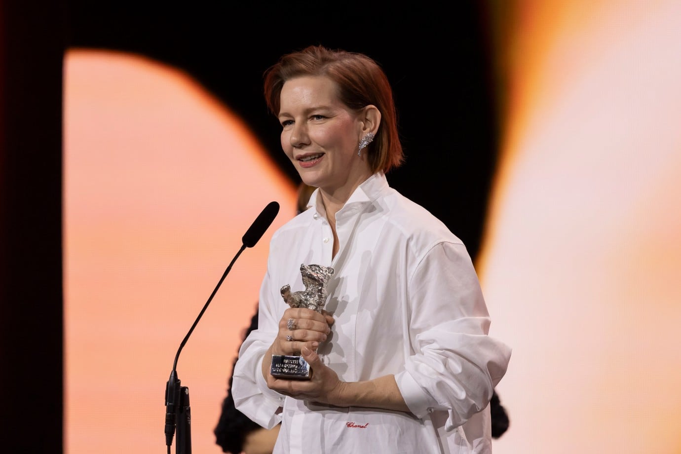 Sandra Hüller recibe el premio a Mejor Actriz en el Festival de Berlín 2026 por Rose