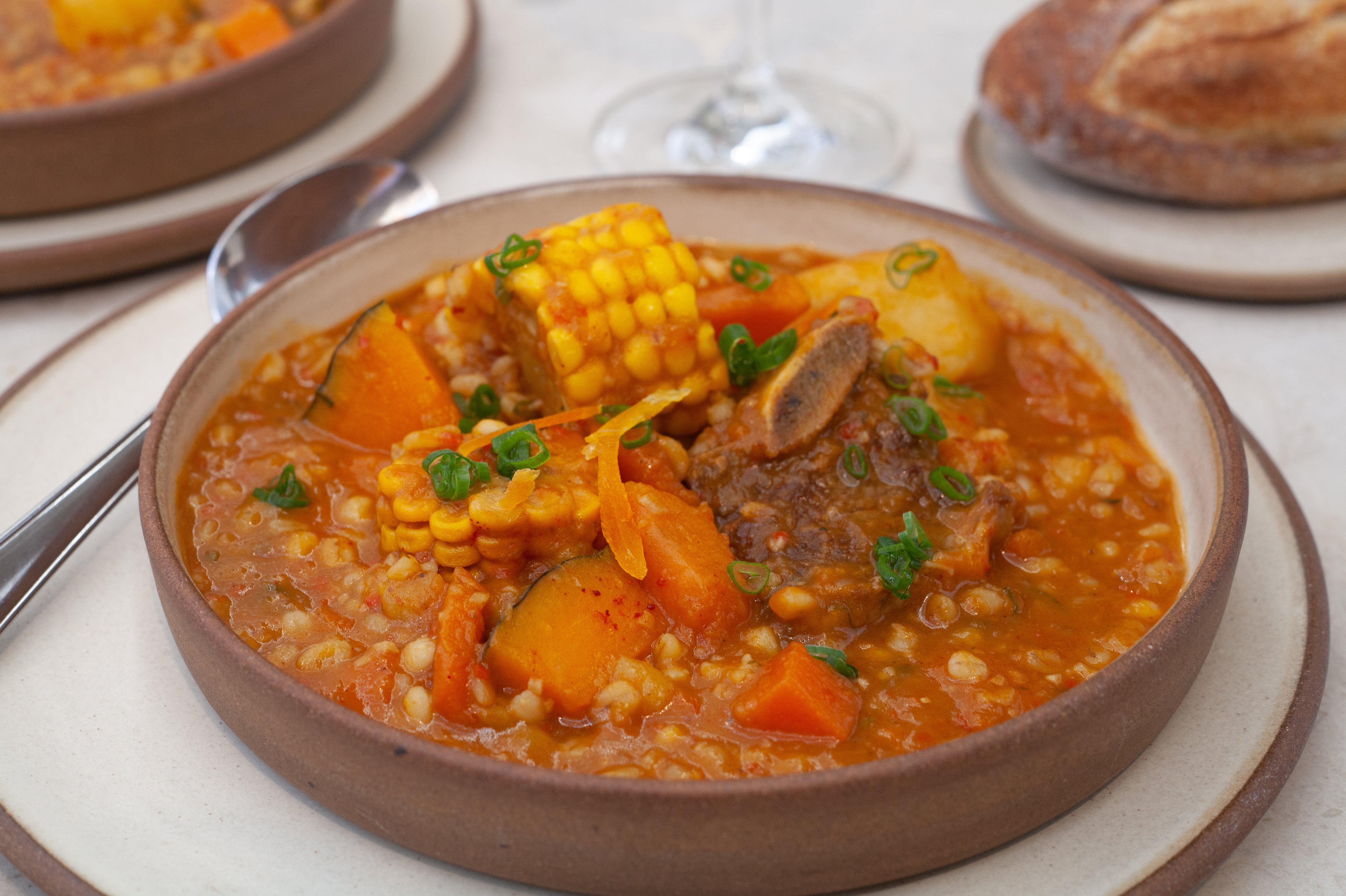 Braseado suma mucho en locros, guisos y carbonadas