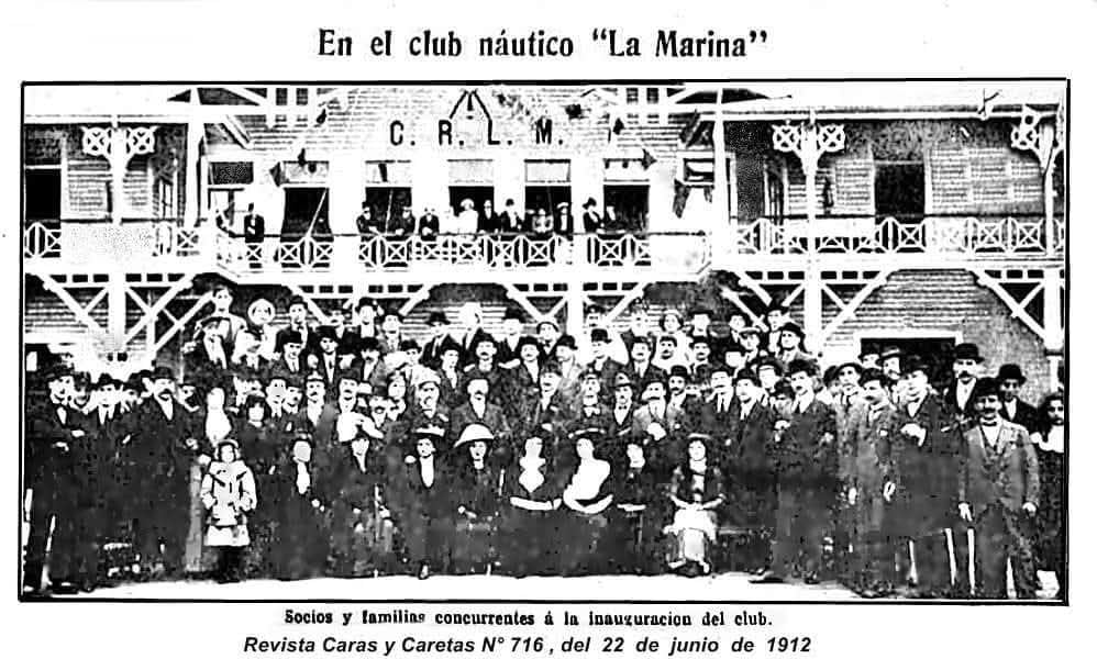 1912. El club inauguró su primer local propio: la revista Caras y Caretas retrató a socios y familias celebrando lo que entonces era un orgullo arquitectónico, tras el desalojo de la Dársena Sur