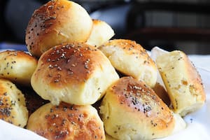 Pancitos de queso y amapola