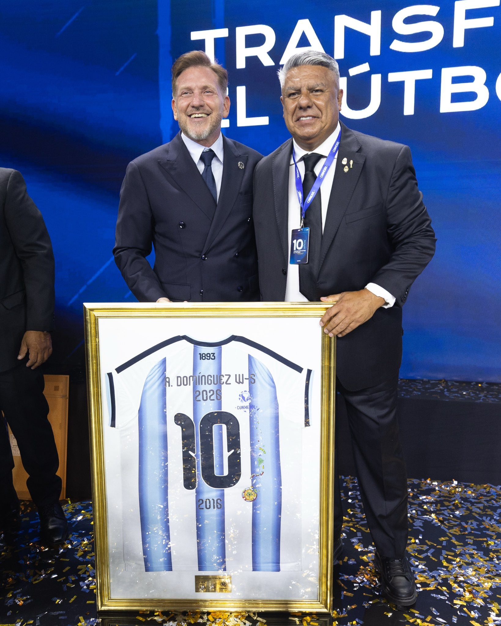 La ceremonia fue para conmemorar los diez años de gestion de Alejandro Domínguez al frente de la Conmebol