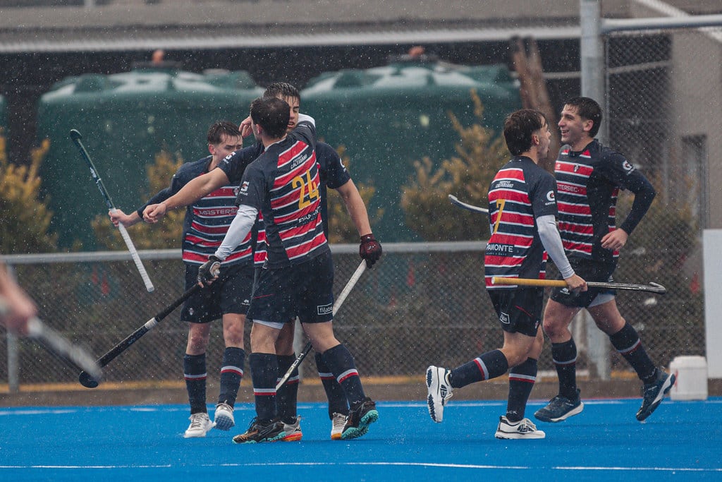 Santa Bárbara se aseguró el primer puesto en el Metropolitano femenino y espera en las semifinales 6 Ducilo se impuso por 2-1 a Hurling