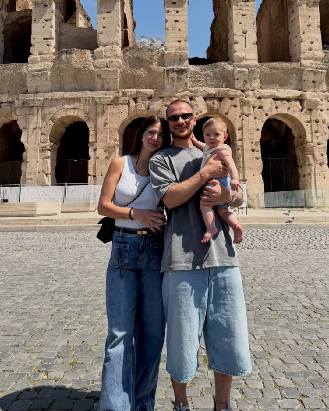 Ailén Cova y Alexis Mac Allister son padres de Alaia