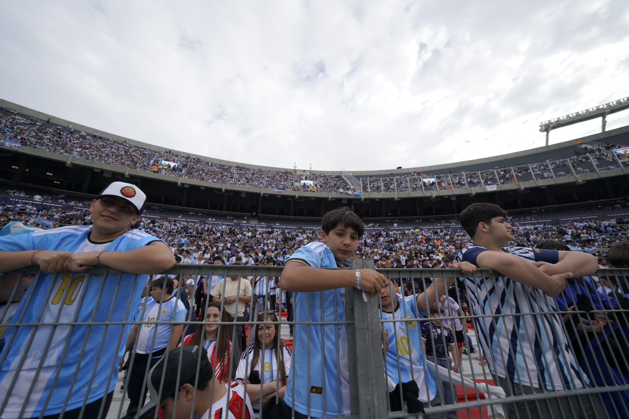 El Monumental comienza a colmarse