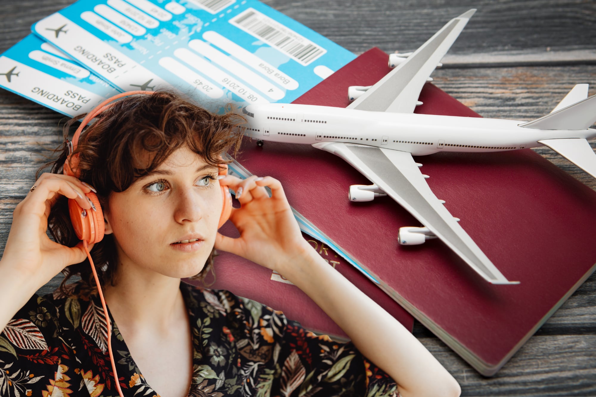 La regla que aplica United Airlines en todos sus vuelos y que entró en vigor en marzo: uso obligatorio de auriculares