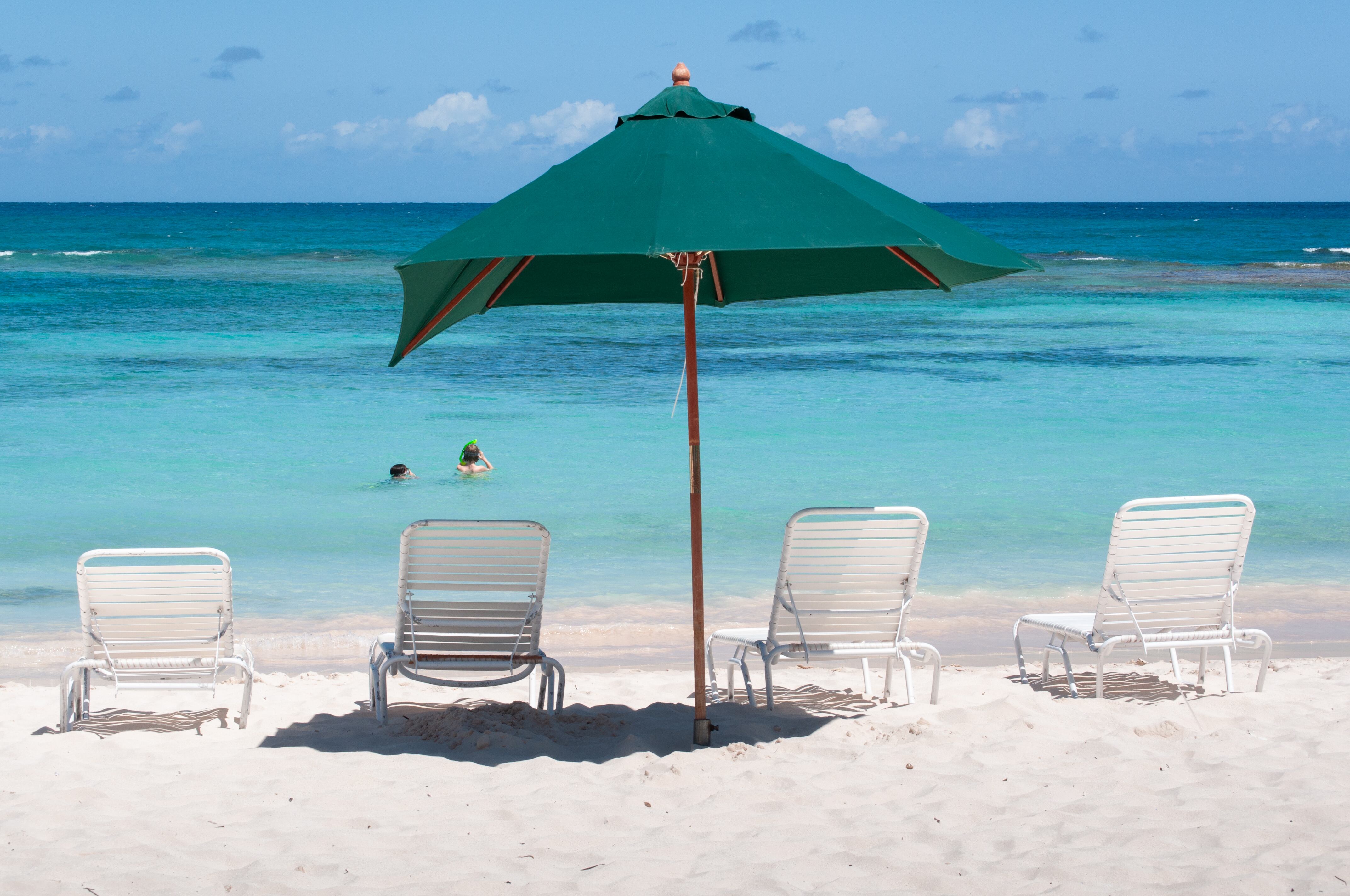 Long Bay, Antigua