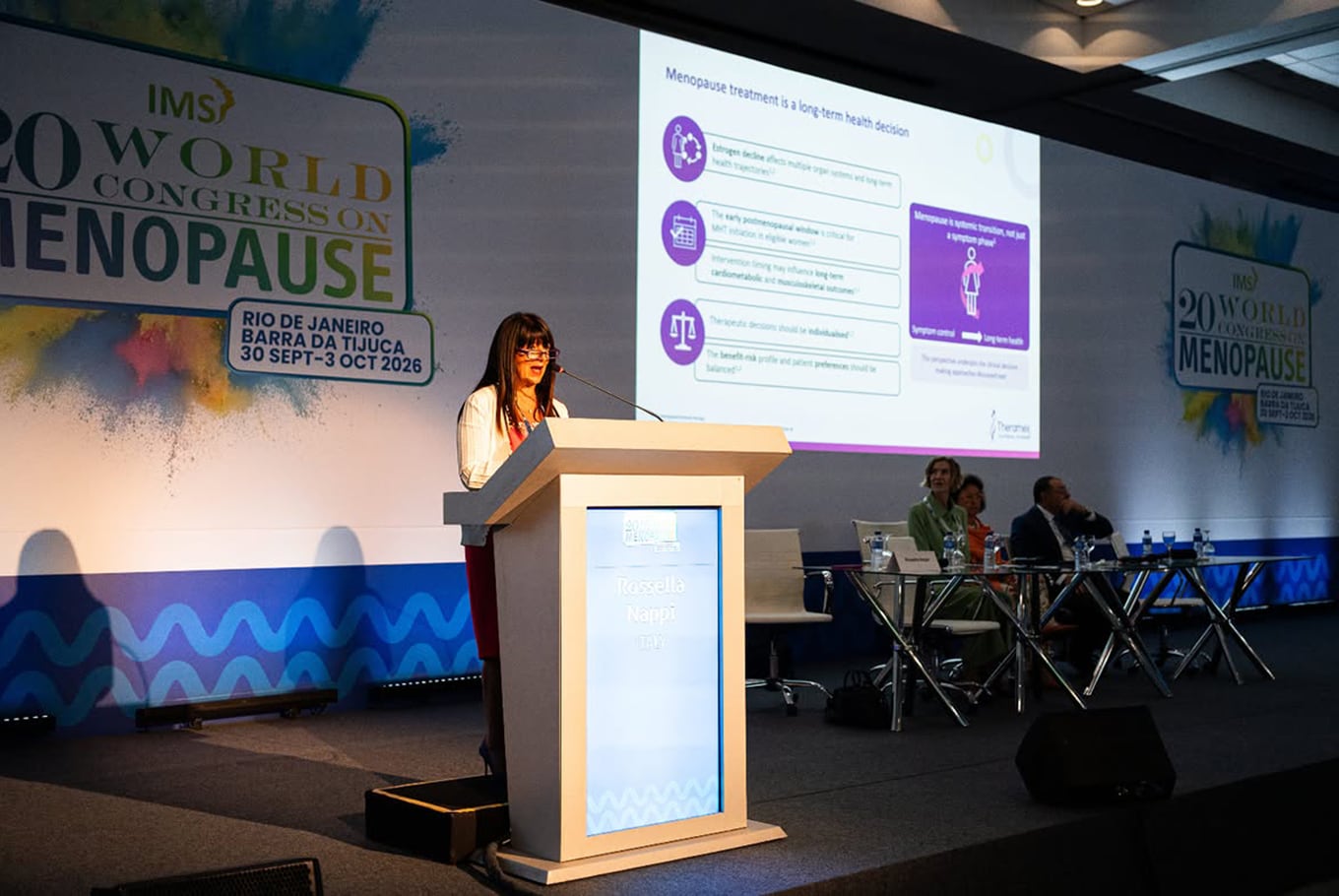 Rossella Nappi, presidenta del Congreso Mundial de Menopausia, fue la encargada de abrir el encuentro, que reunió a 400 expertos