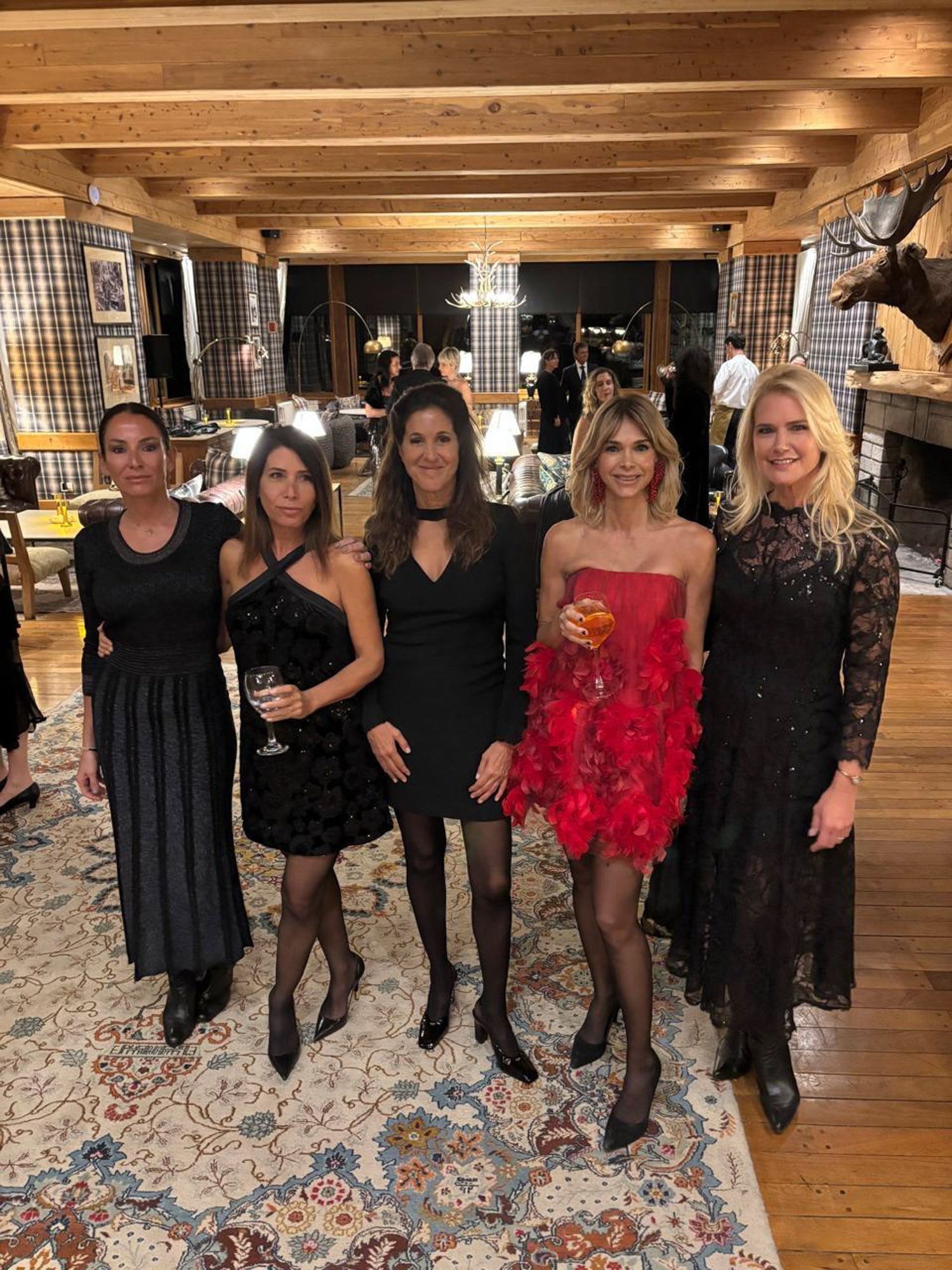 Anita Pérez Bustos, Lulu Cahen d'Anvers, Magdalena