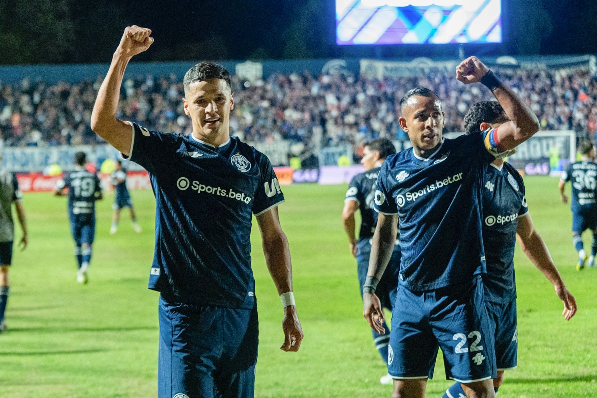 A diferencia del equipo de Jorge Almirón, el conjunto de Mendoza fue contundente y conformarse no le salió mal.