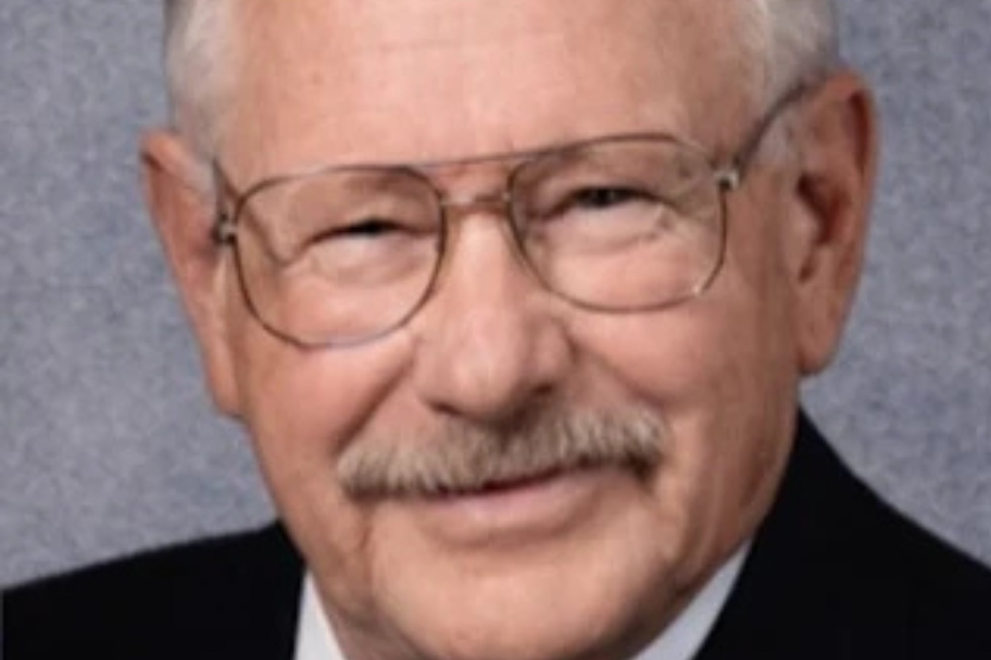 Escalofriante hallazgo en una playa de Washington: identifican los restos de un alcalde desaparecido hace 20 años