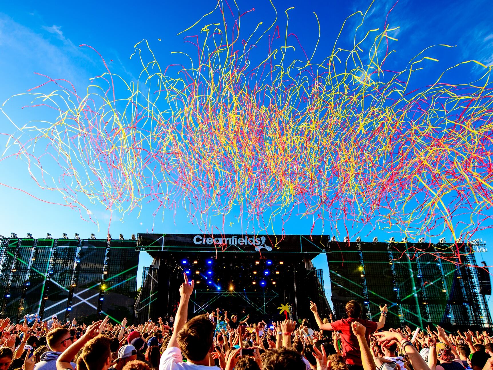 Creamfields Argentina 2026: ya están a la venta las entradas, cuánto salen y cómo comprarlas En ediciones anteriores, el festival convocó a figuras como Swedish House Mafia, David Guetta, Armin Van Buuren, Fisher, Richie Hawtin, Steve Aoki, Alesso, Nina Kraviz, Alan Walker, Claptone y Miss Monique