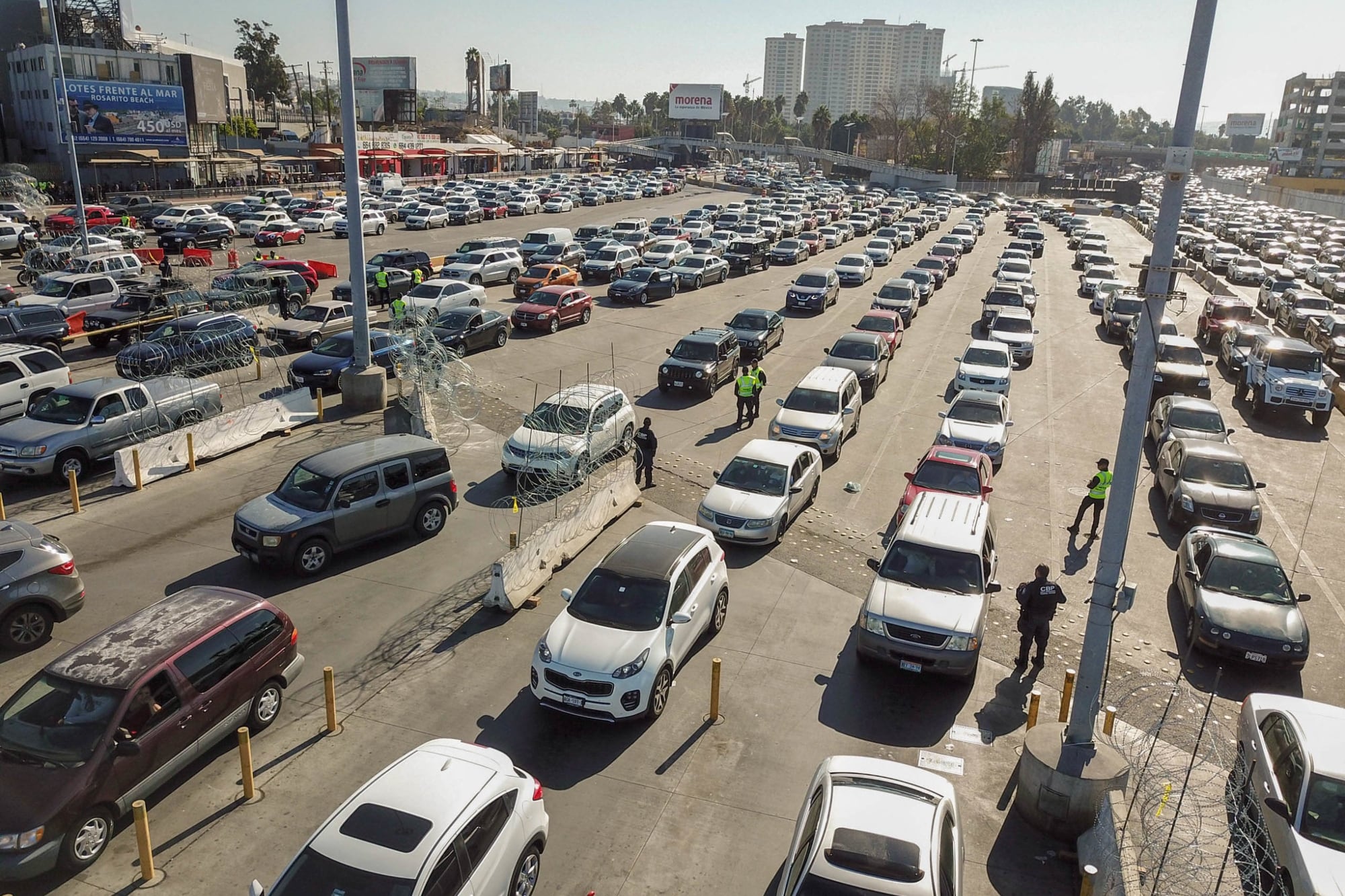 Si una persona lleva más de US$10.000 y no los declara, la CBP puede considerarlo como un delito federal