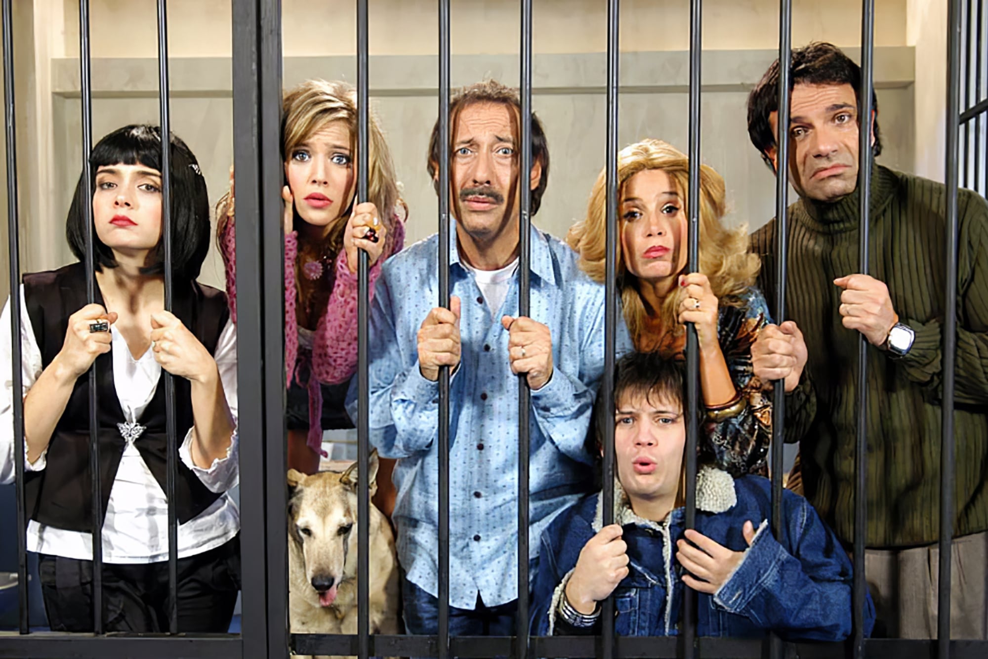 La versión argentina de Casados con hijos se estrenó en Telefe en 2005 y se volvió un fenónemo televisivo