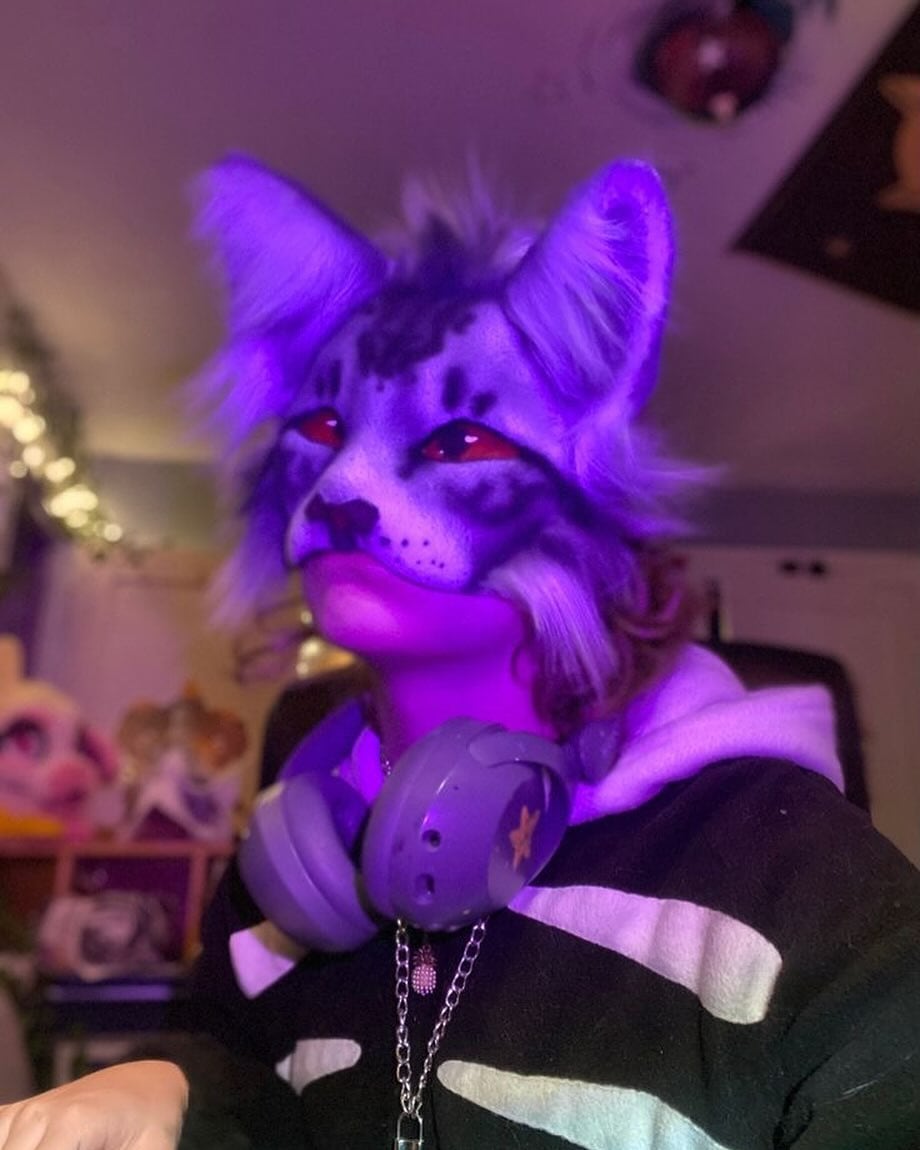 Los therians se comportan en el día a día como los animales que se autoperciben