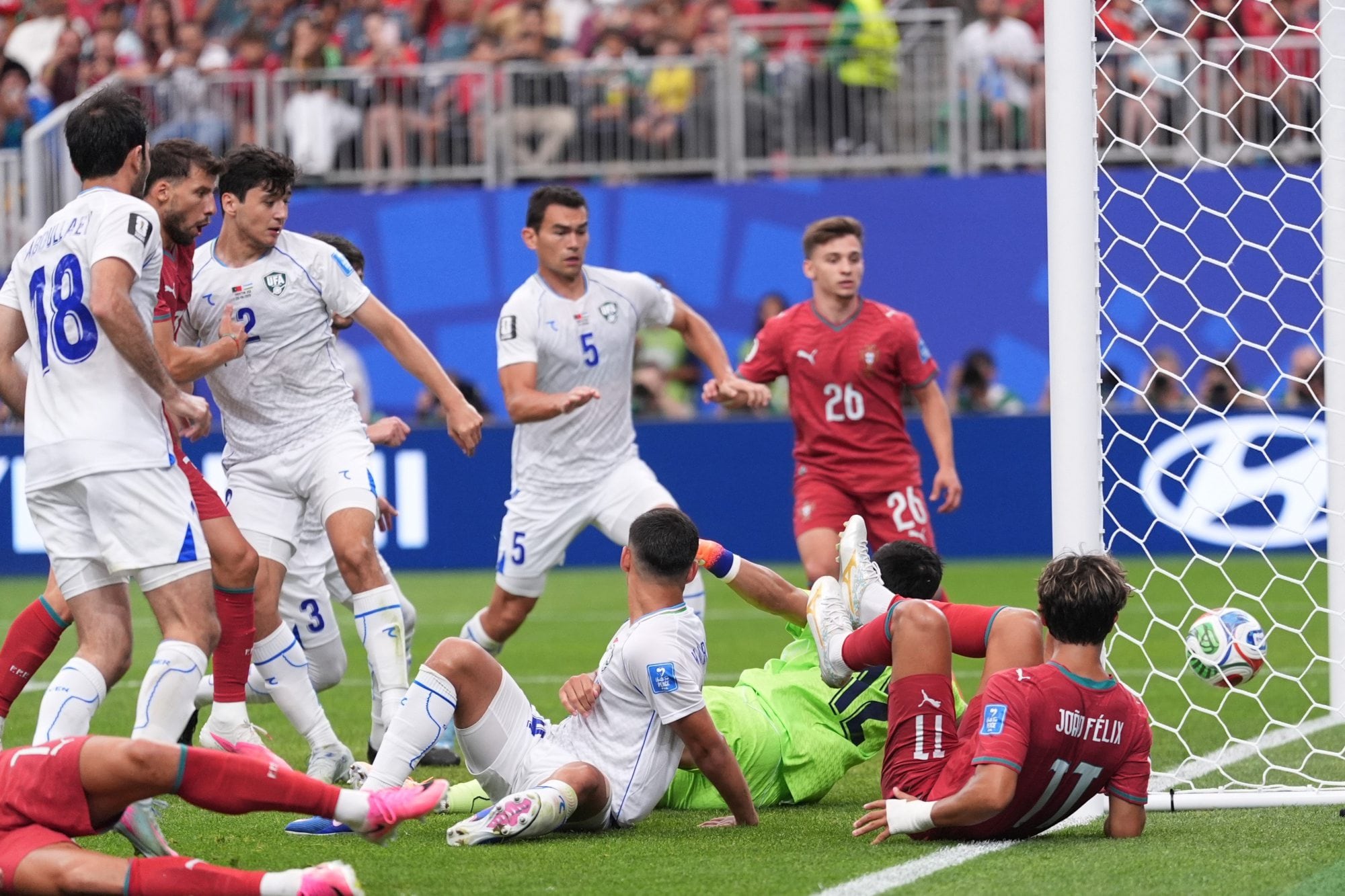 El insólito gol en contra de Uzbekistán ante Portugal