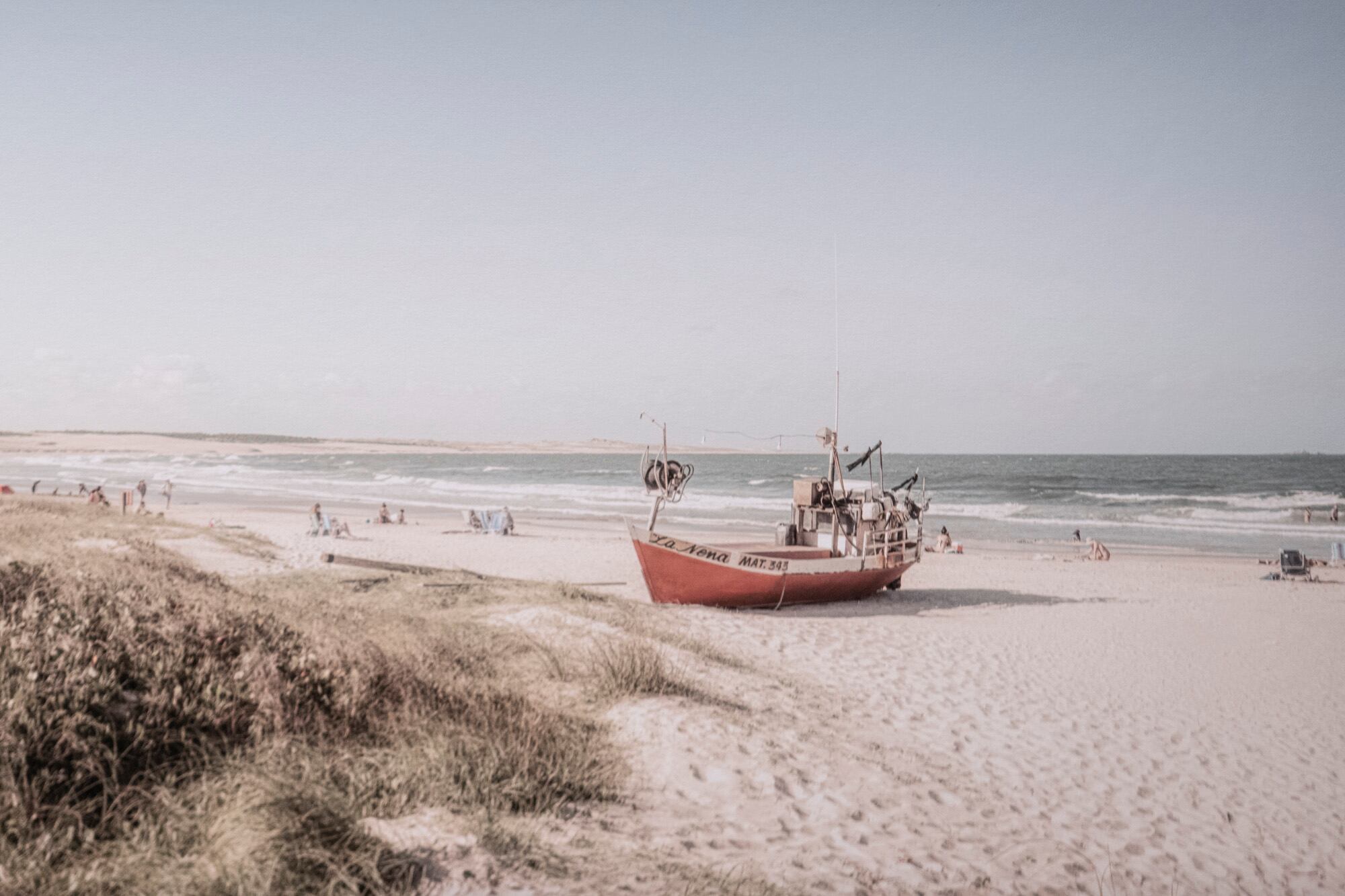 La belleza del paisaje esteño en los ojos de Julian Lennon 7 Una vista de playa que refleja el ritmo tranquilo del Uruguay