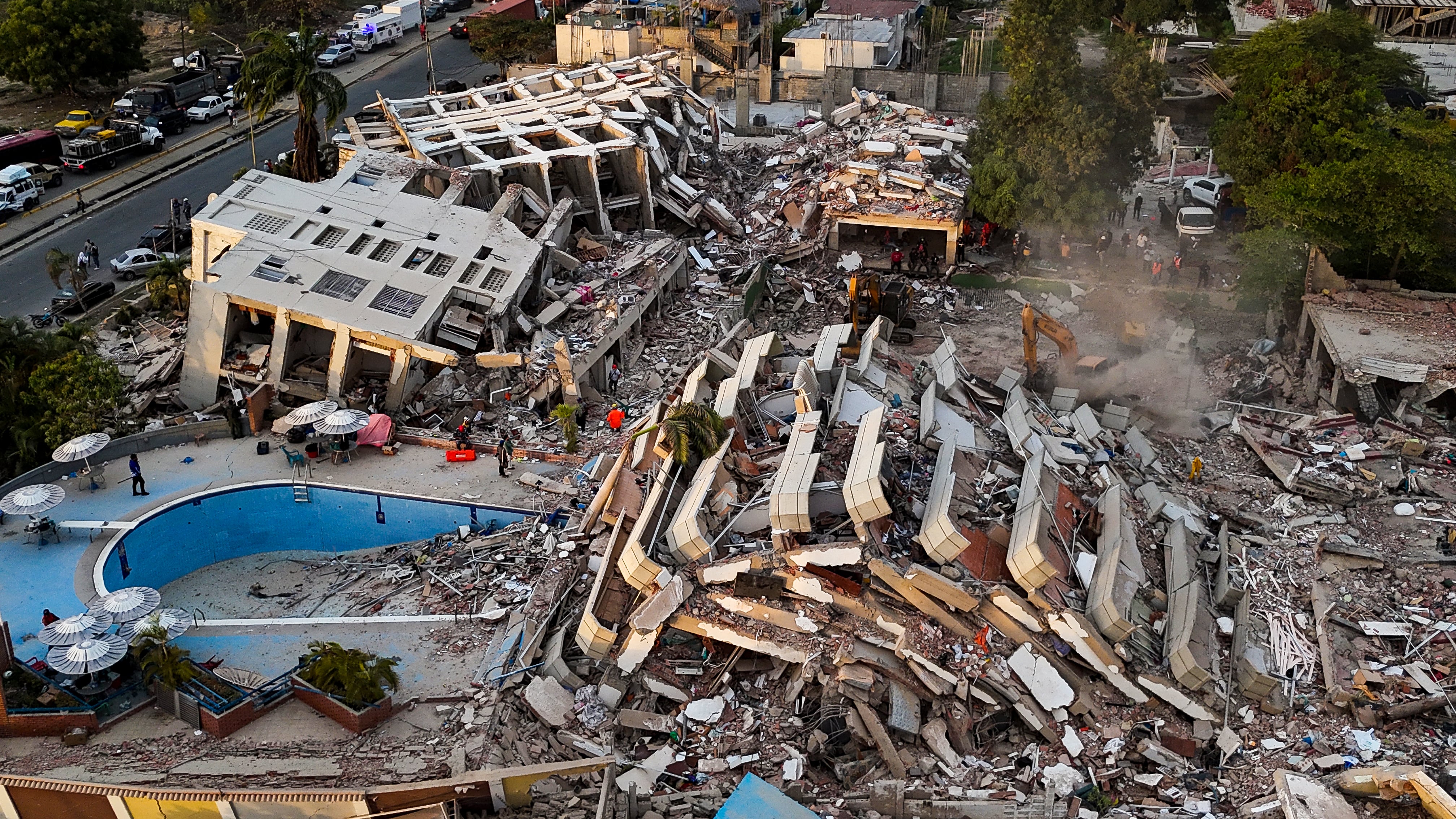 Se registran casi 2000 muertos en los terremotos en Venezuela