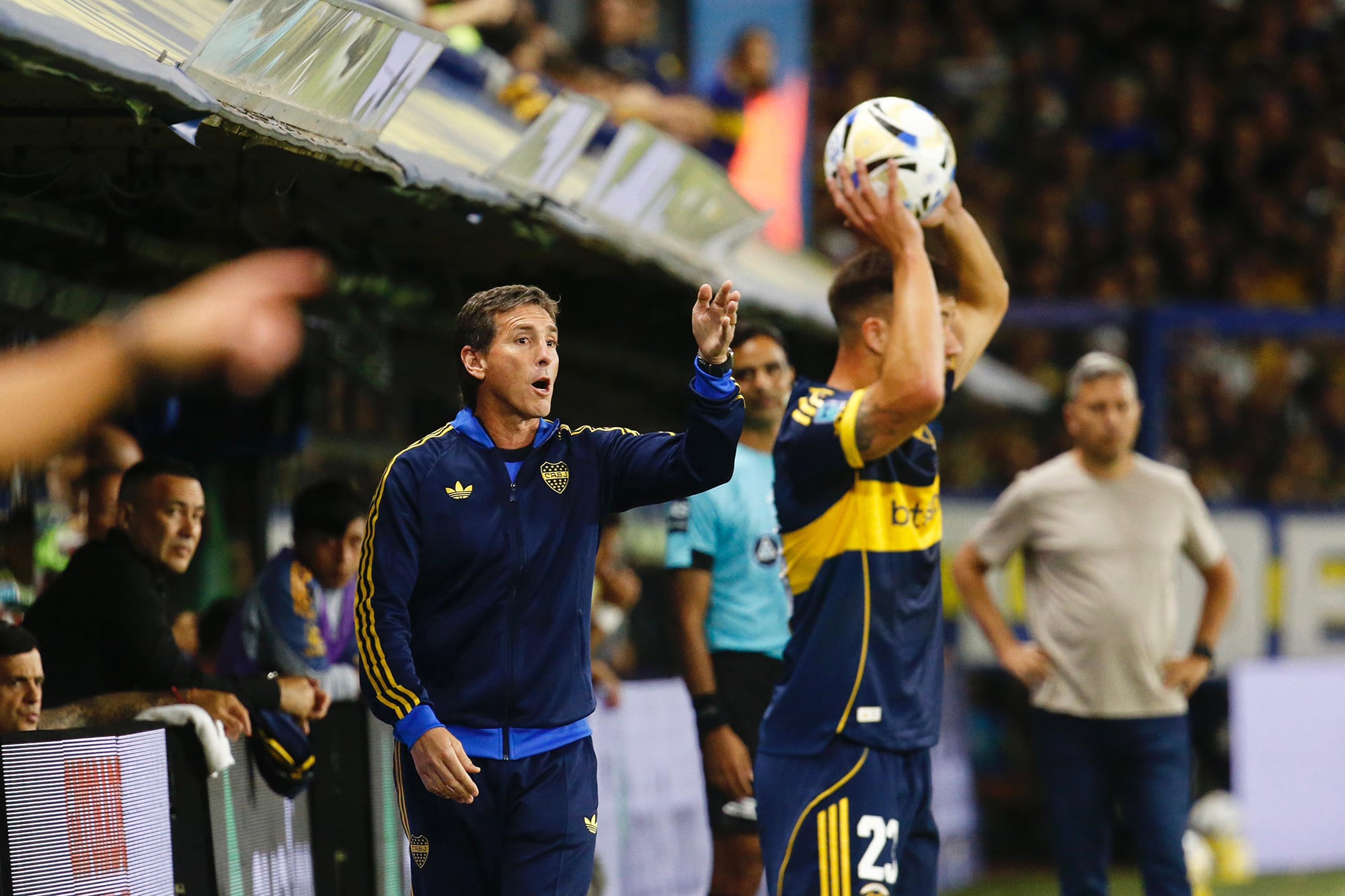 Claudio Ubeda también celebró: su equipo volvió al triunfo justo antes de la fecha FIFA, la que asomaba como su límite.